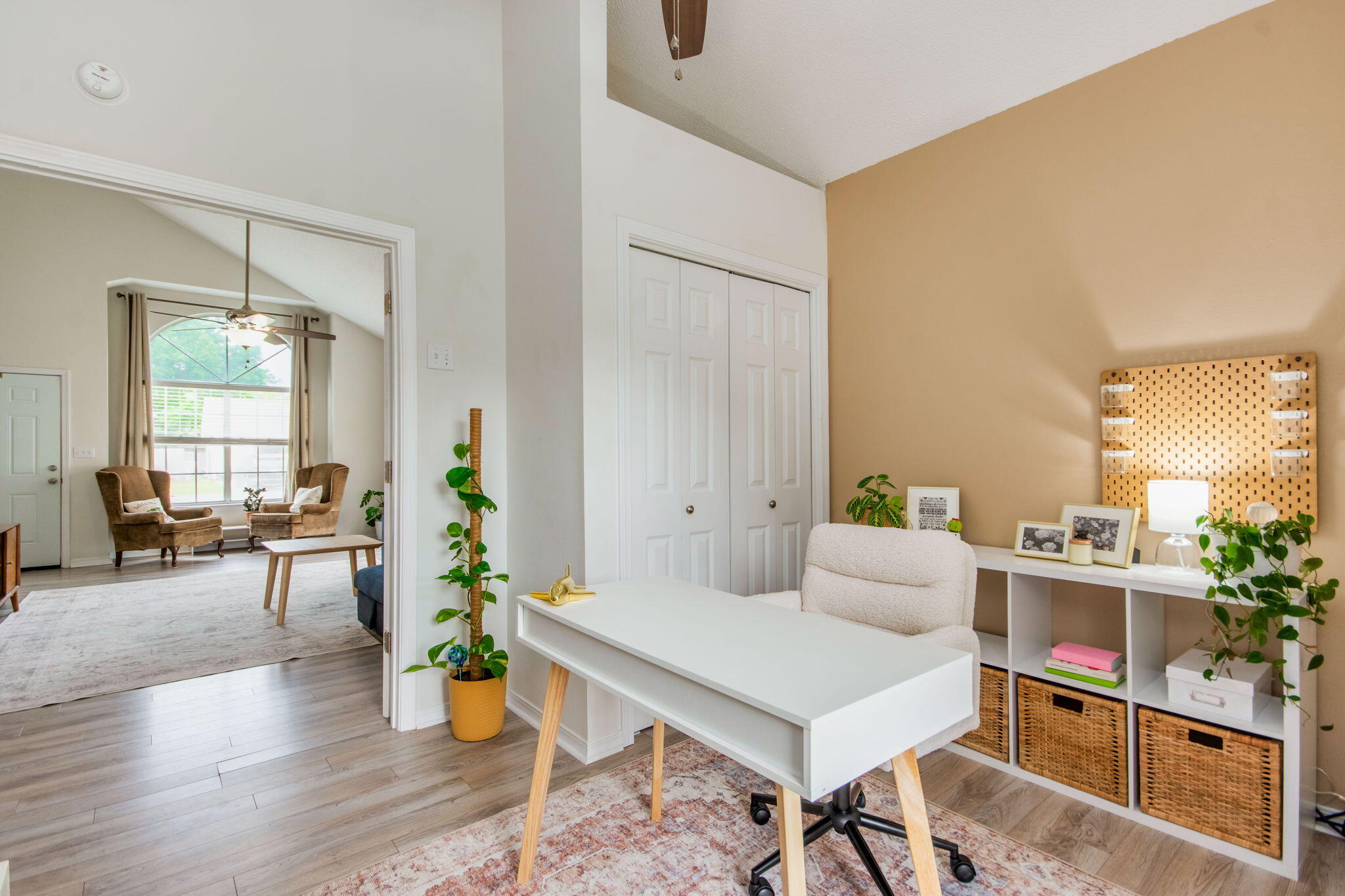 IVALEA GARDENS - Residential