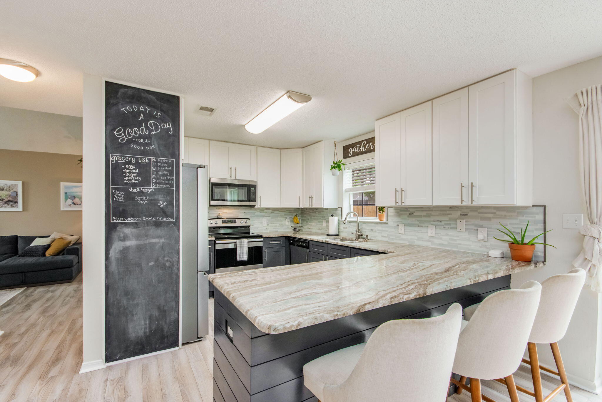 IVALEA GARDENS - Residential