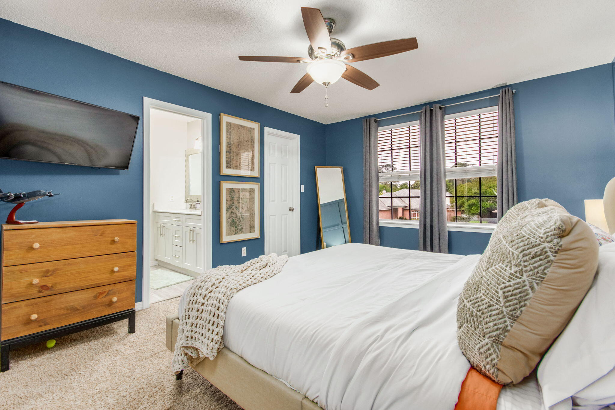 IVALEA GARDENS - Residential