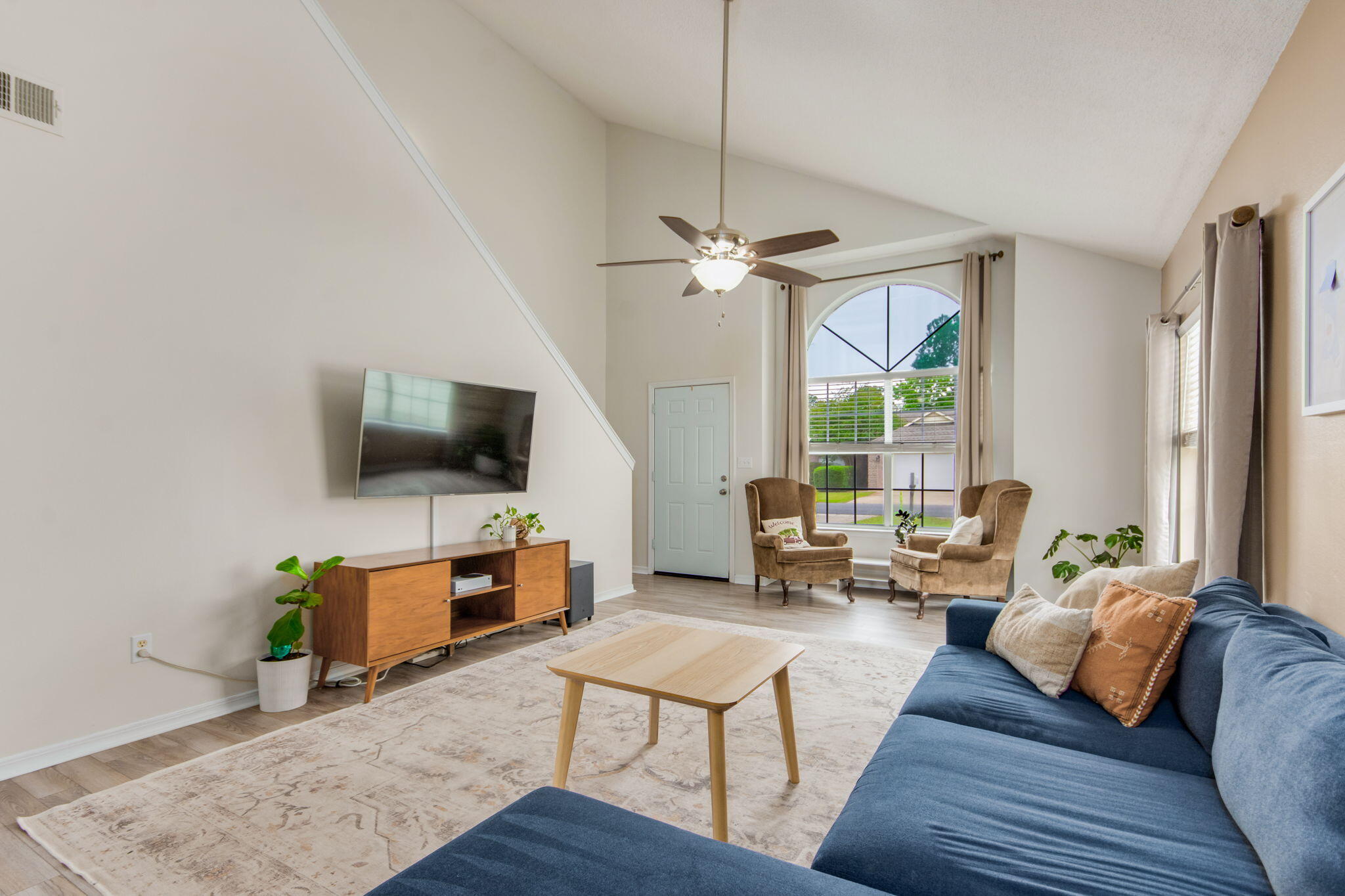 IVALEA GARDENS - Residential