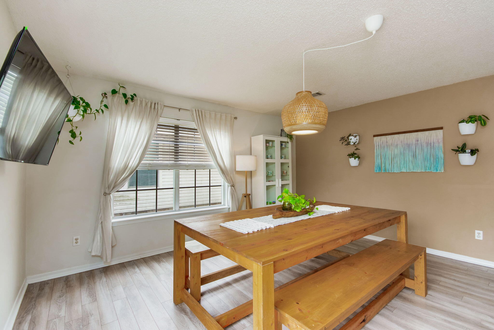 IVALEA GARDENS - Residential