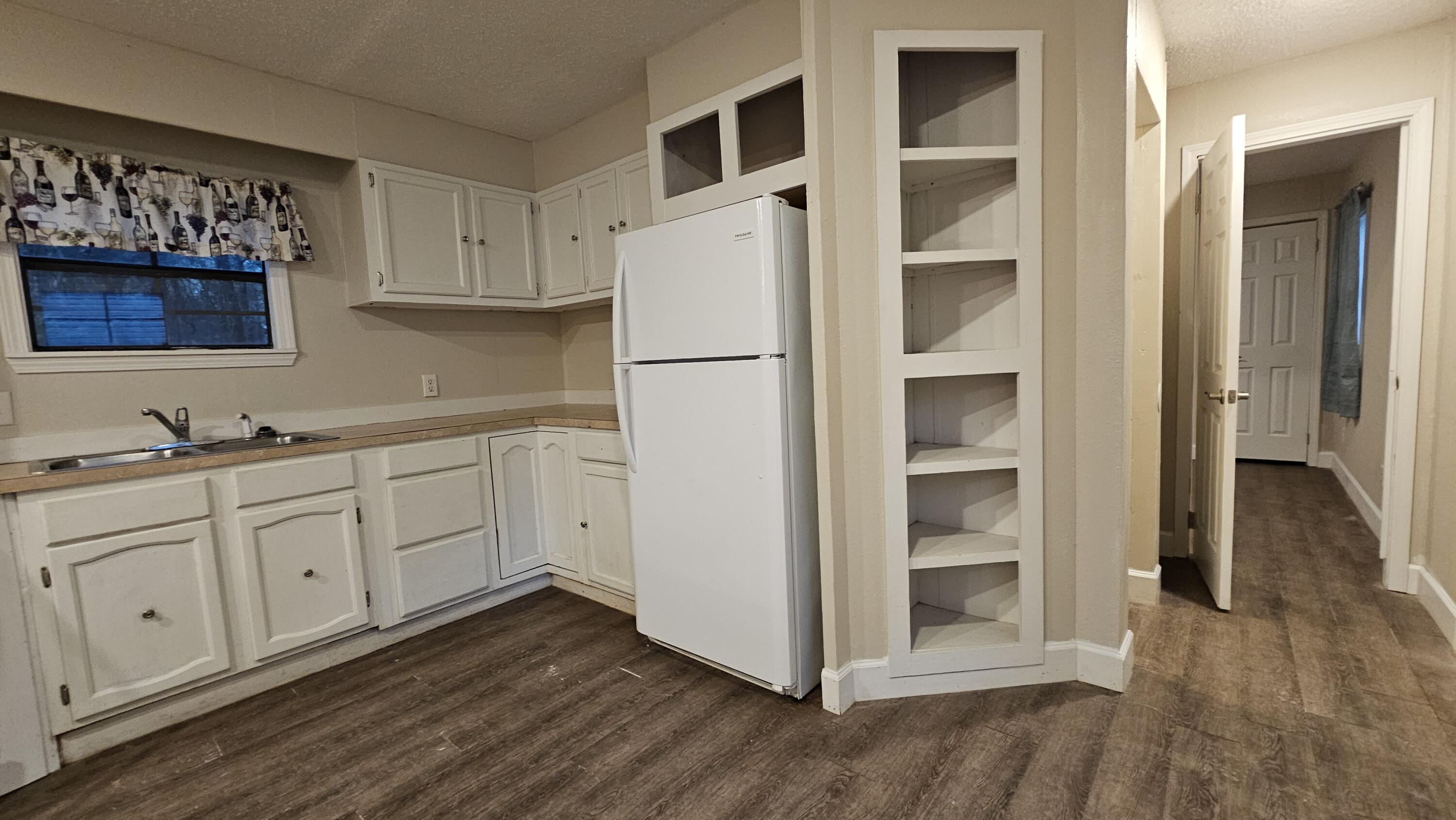 Cedar Mobile Home Park - Residential Lease