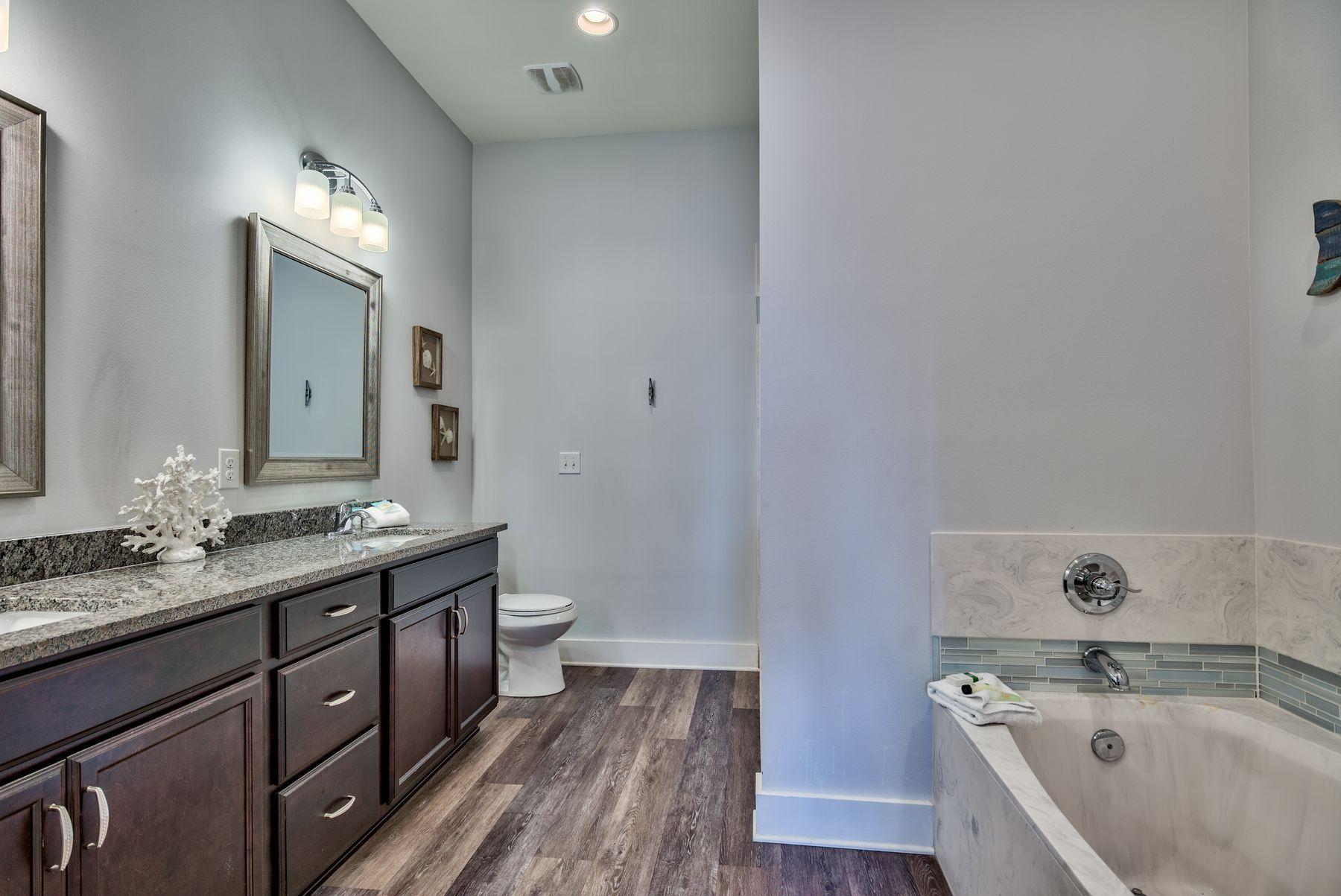 CRYSTAL BEACH - Residential