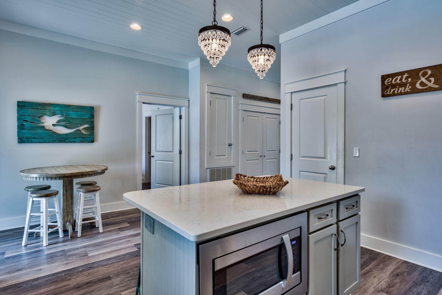 CRYSTAL BEACH - Residential