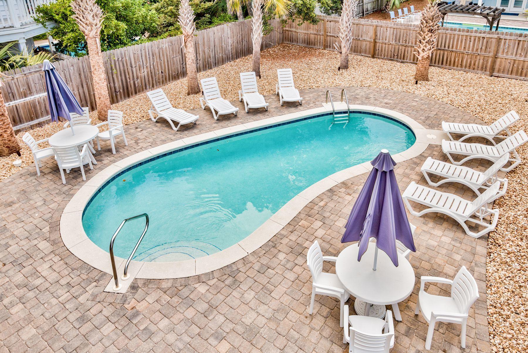 CRYSTAL BEACH - Residential