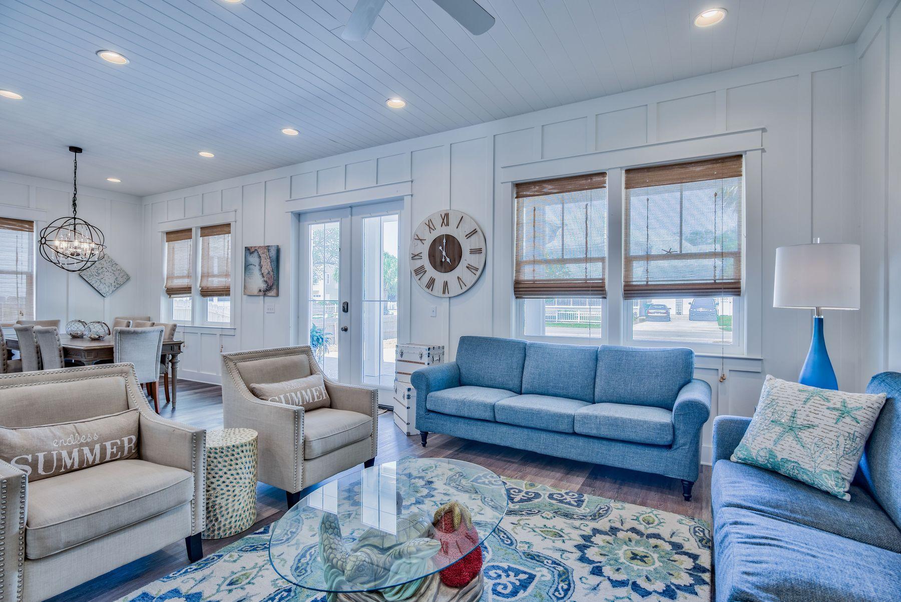 CRYSTAL BEACH - Residential