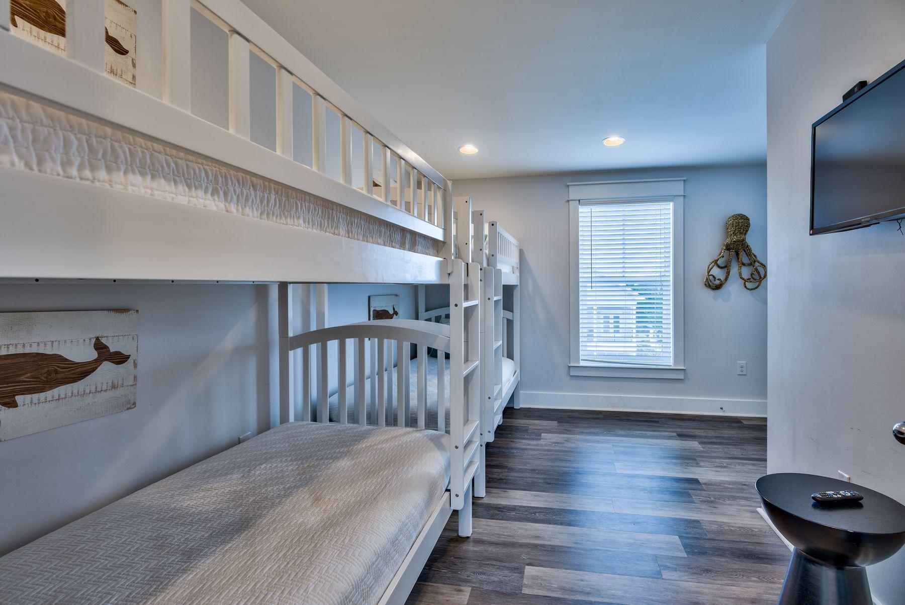 CRYSTAL BEACH - Residential