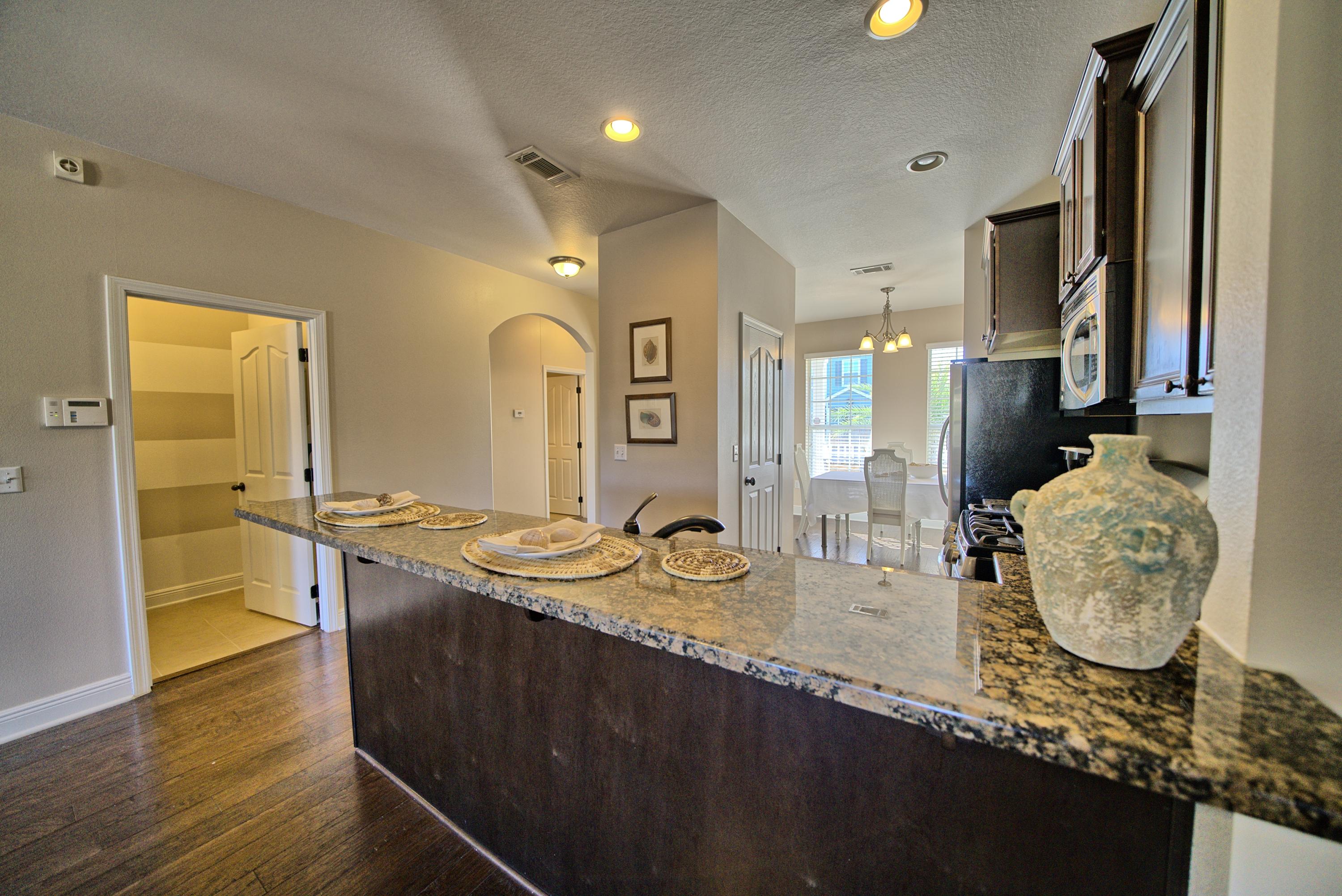 SANTA ROSA GOLF VILLAS - Residential