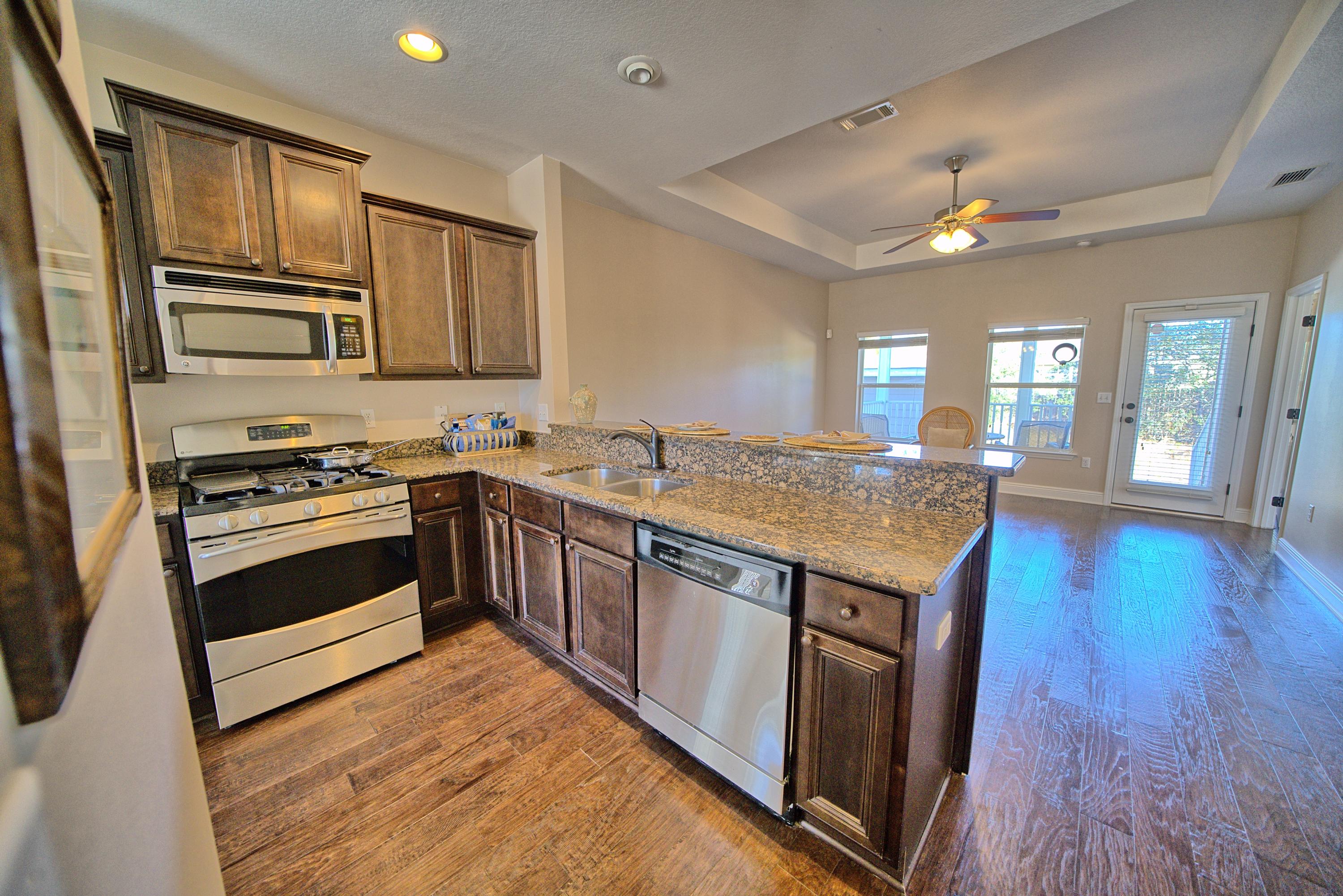 SANTA ROSA GOLF VILLAS - Residential