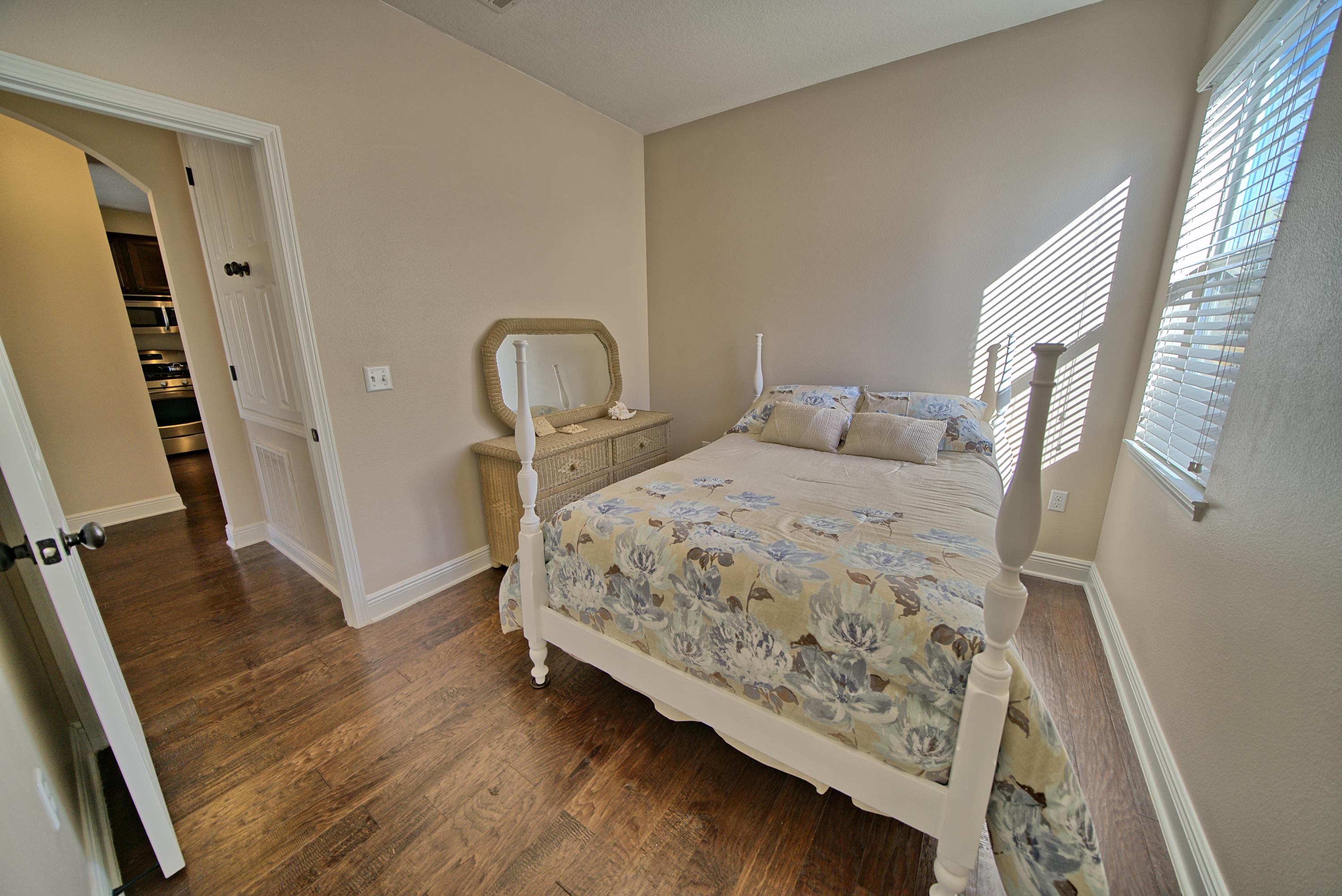 SANTA ROSA GOLF VILLAS - Residential