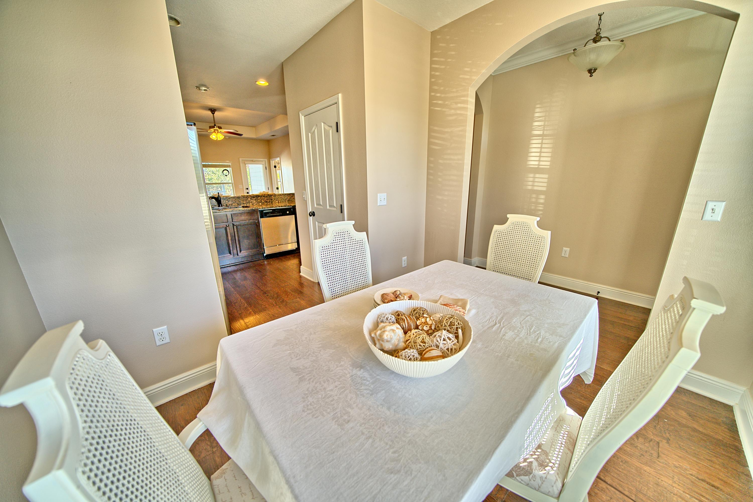 SANTA ROSA GOLF VILLAS - Residential