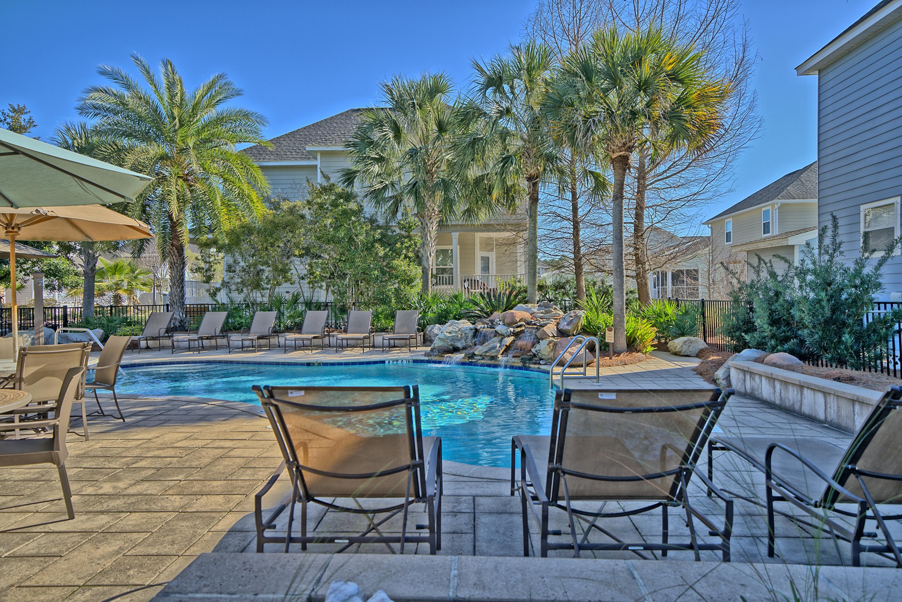 SANTA ROSA GOLF VILLAS - Residential