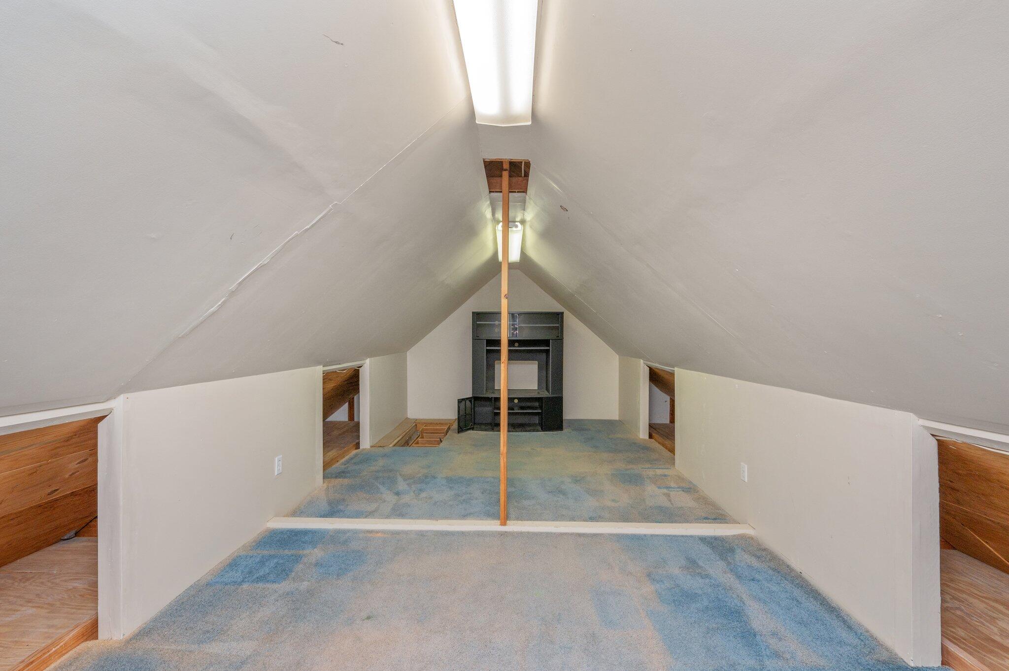 NONESUCH WAY - Residential