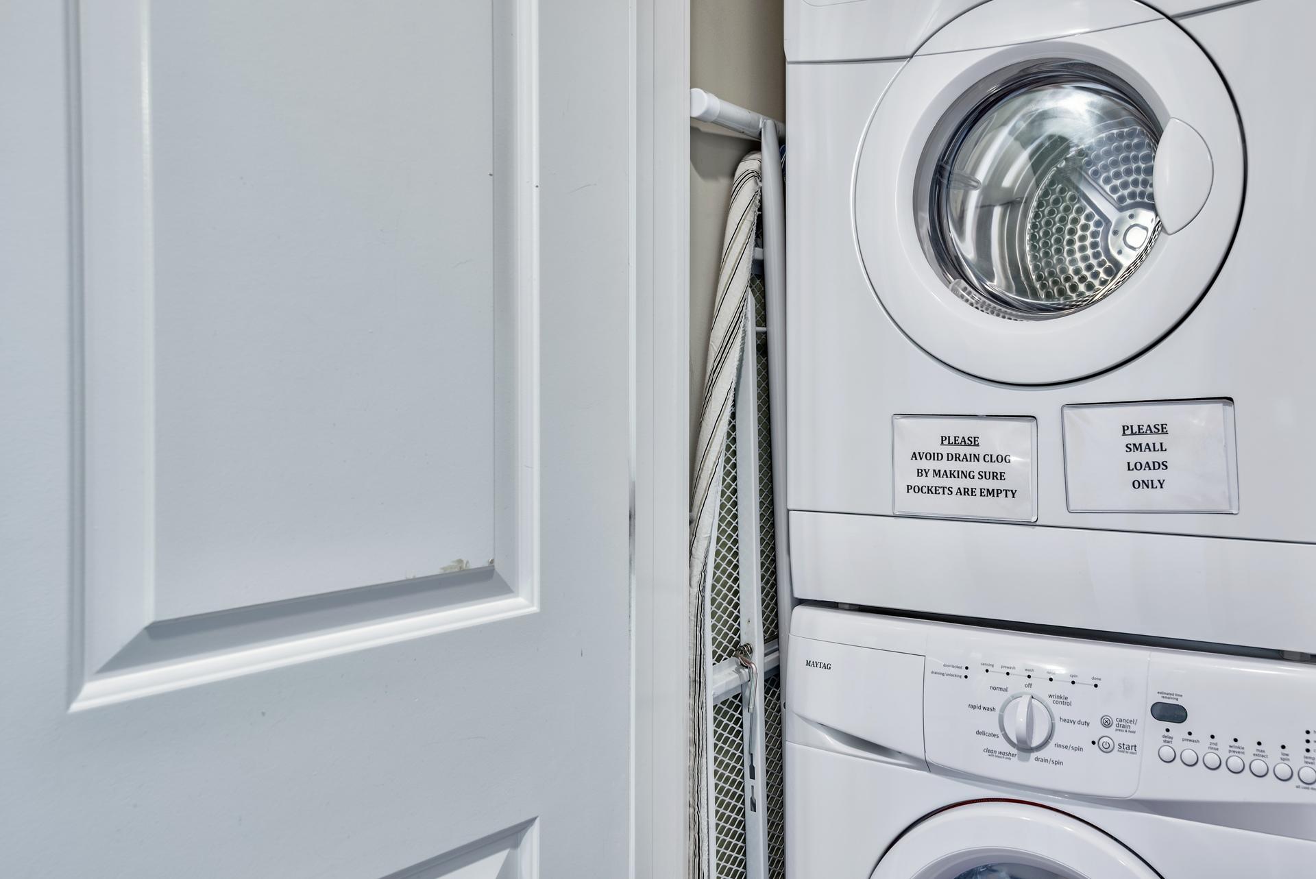 SIX PALMS - Residential