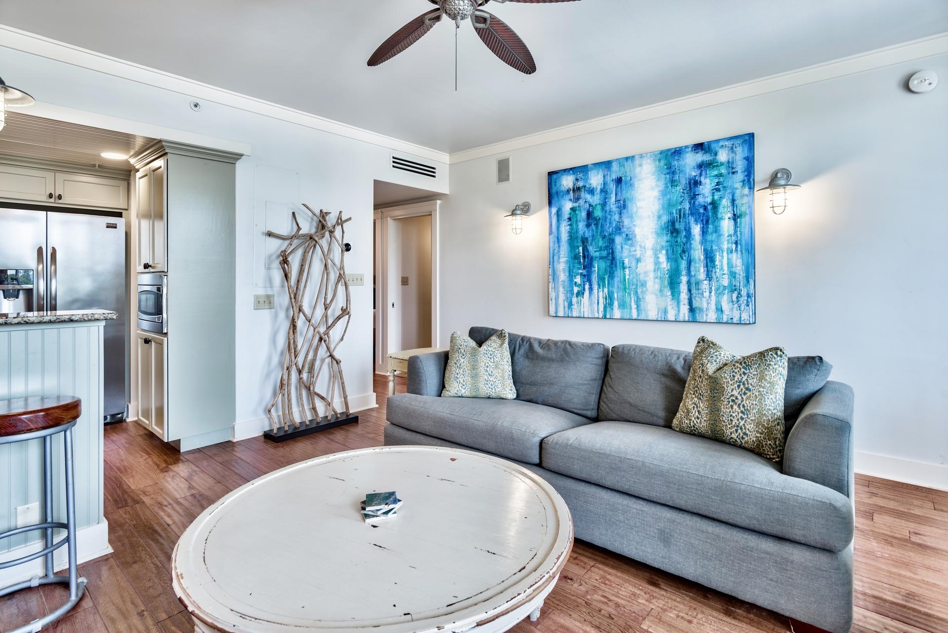 SIX PALMS - Residential