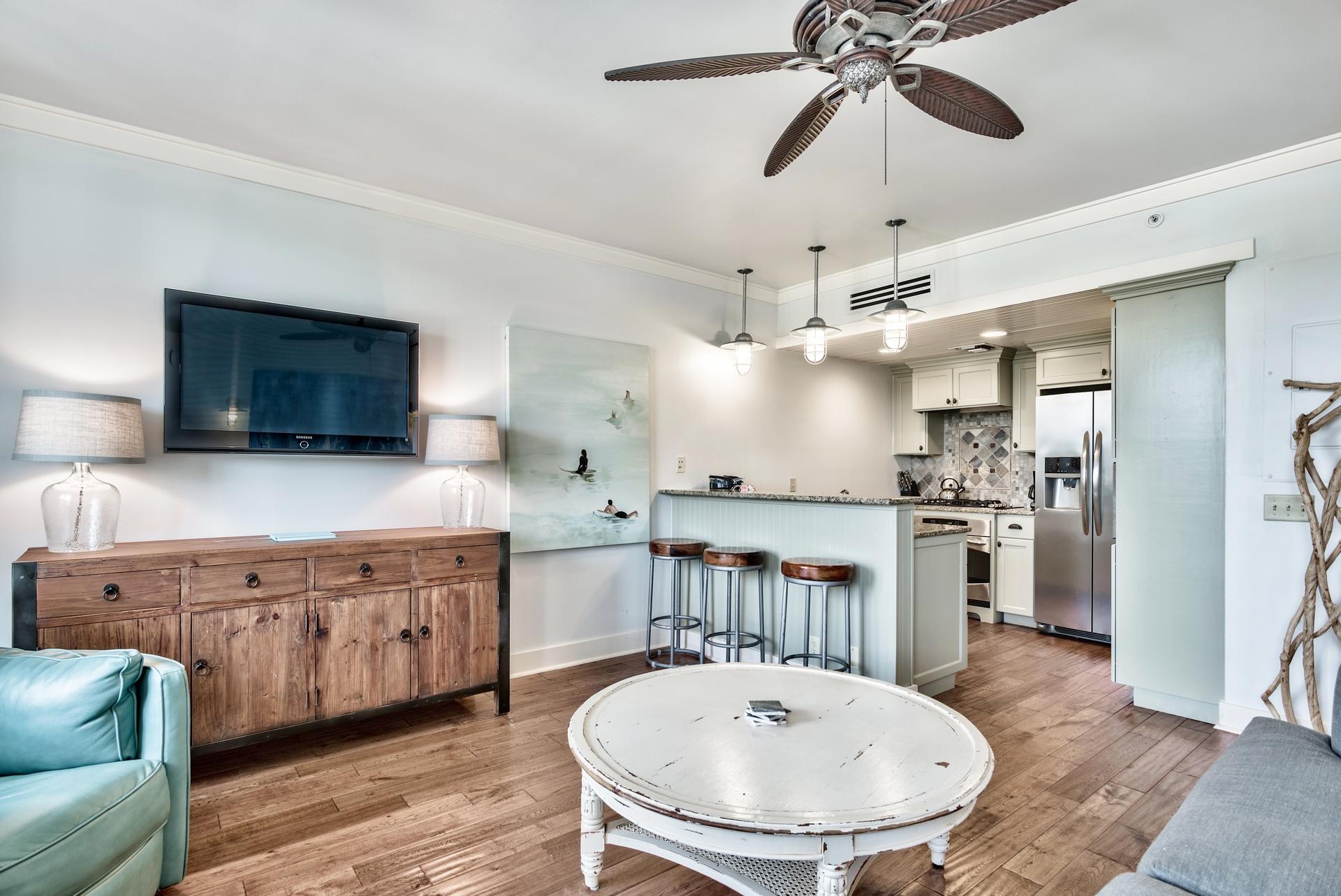 SIX PALMS - Residential