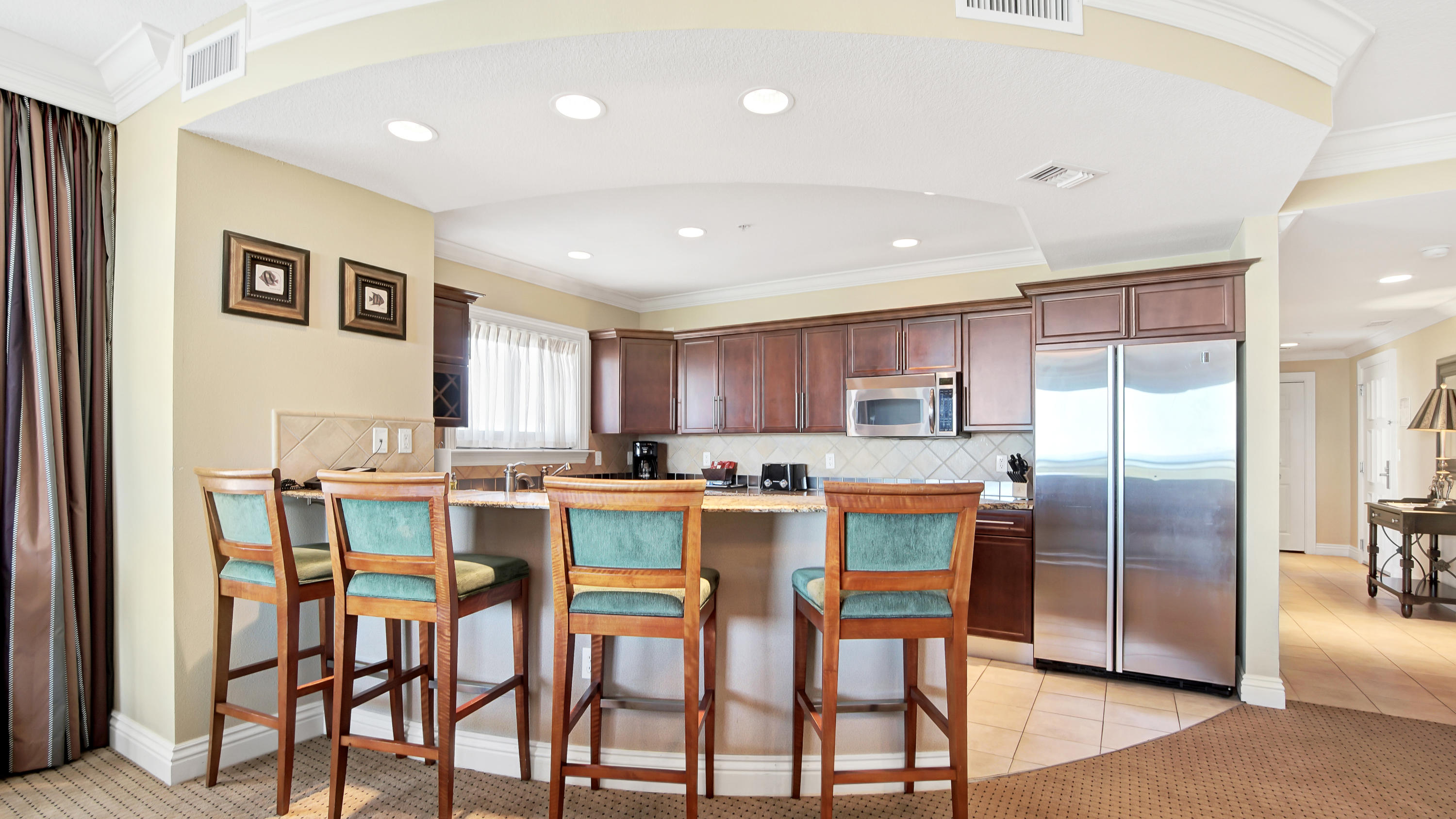 EMERALD GRANDE - Residential
