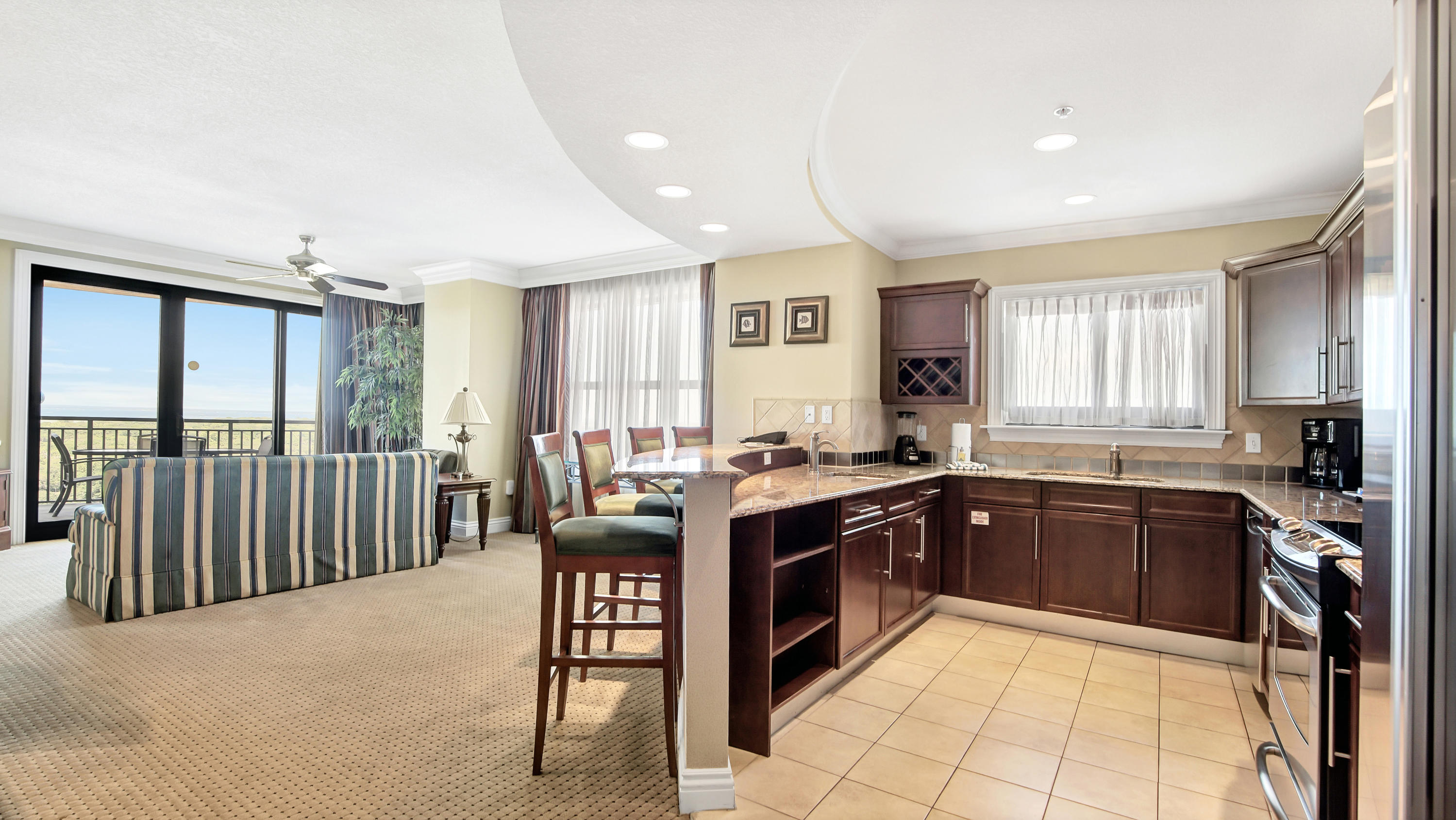 EMERALD GRANDE - Residential