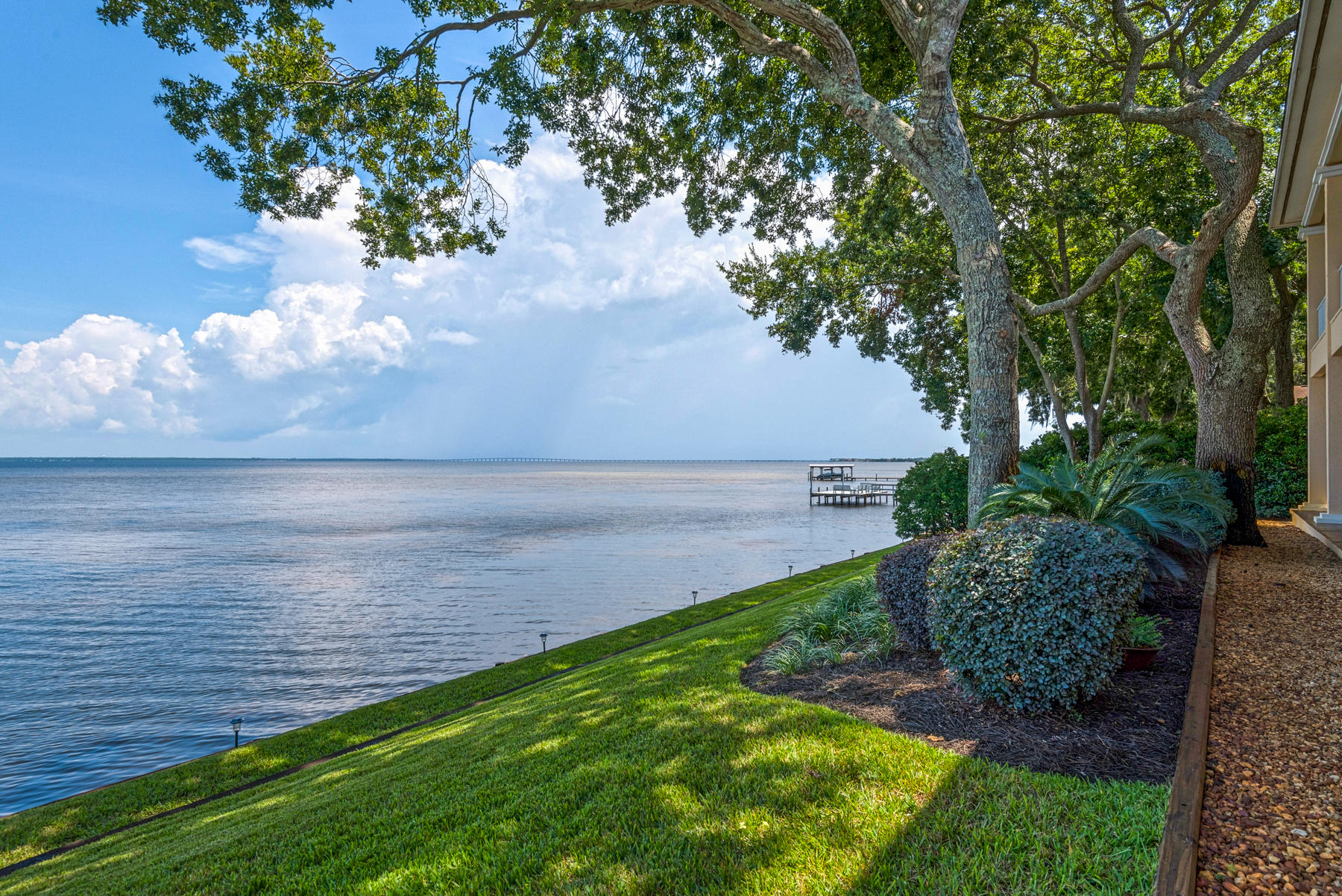 OAK HARBOUR CONDO - Residential