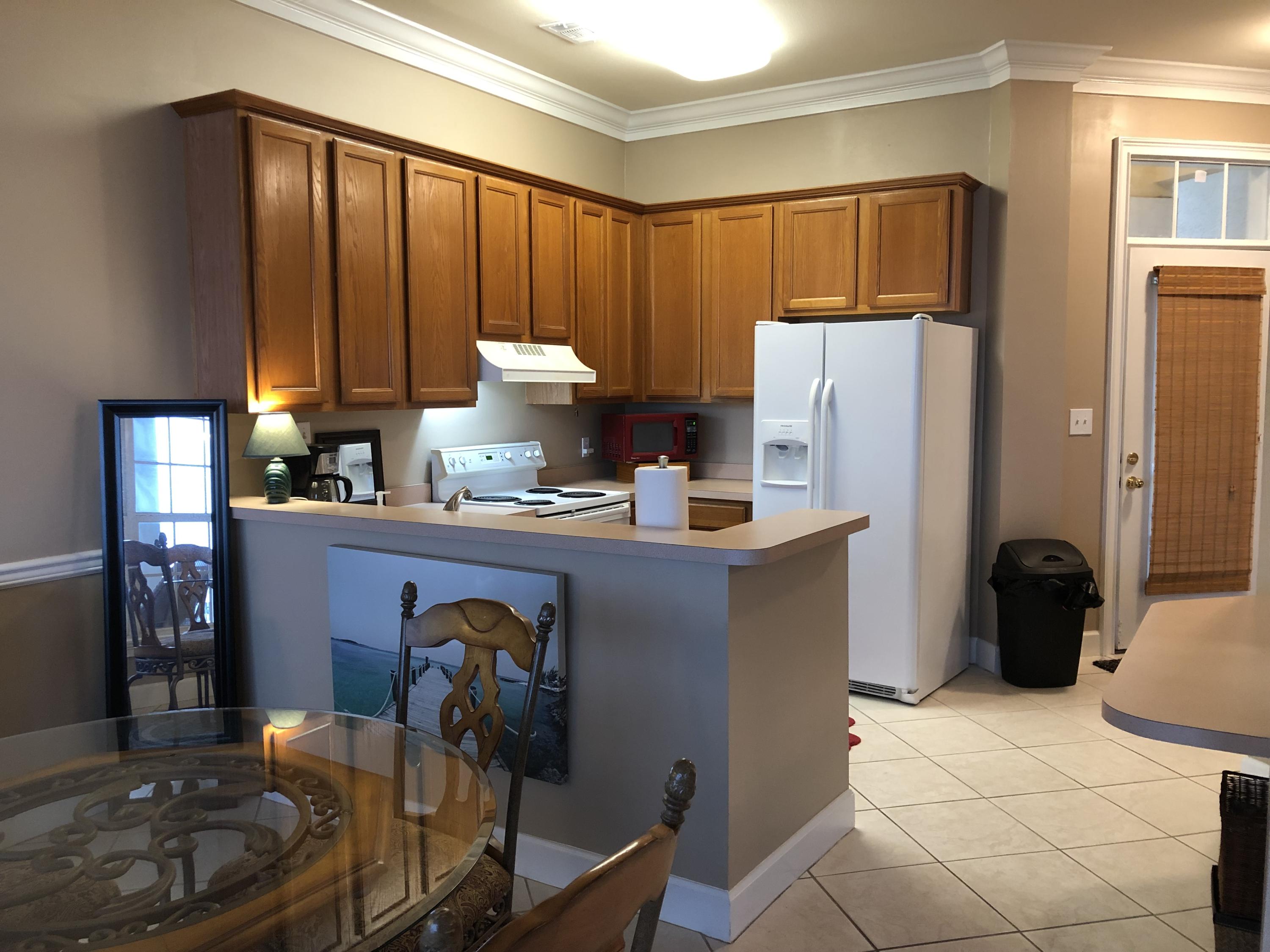 OAK HARBOUR CONDO - Residential