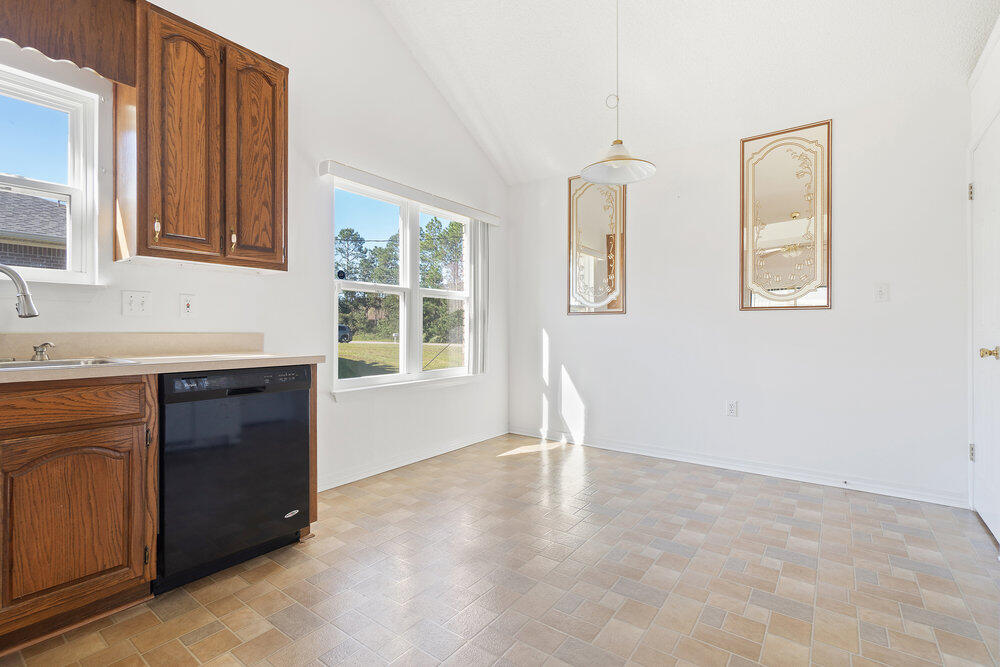 HOLLEY BY THE SEA - Residential