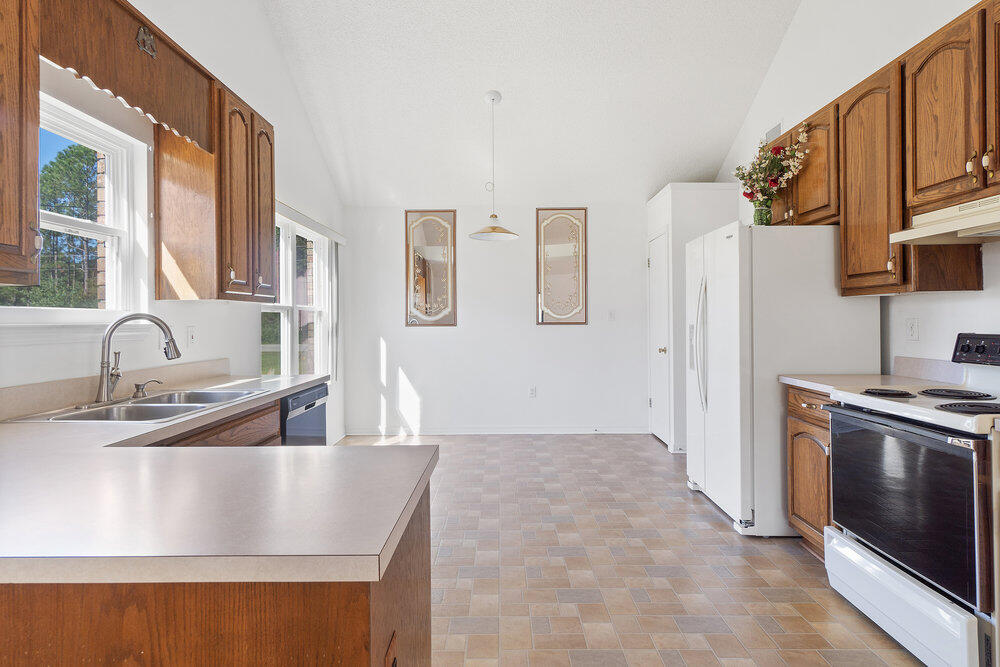HOLLEY BY THE SEA - Residential