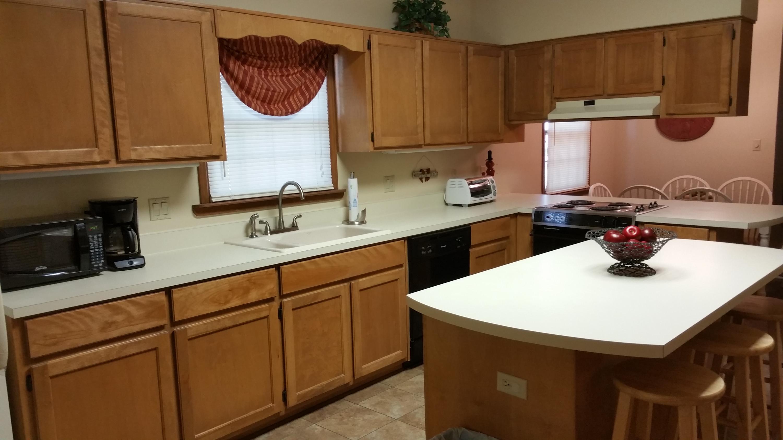 LAGUNA BEACH ESTATES 7TH ADDN - Residential