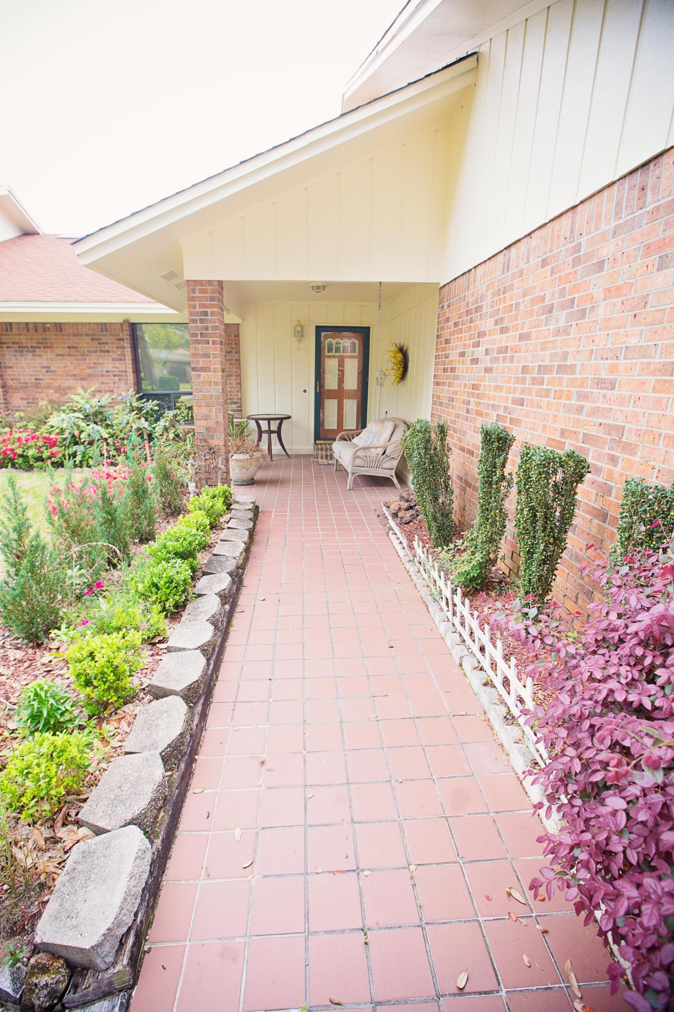 Garniers Hts. 1ST - Residential