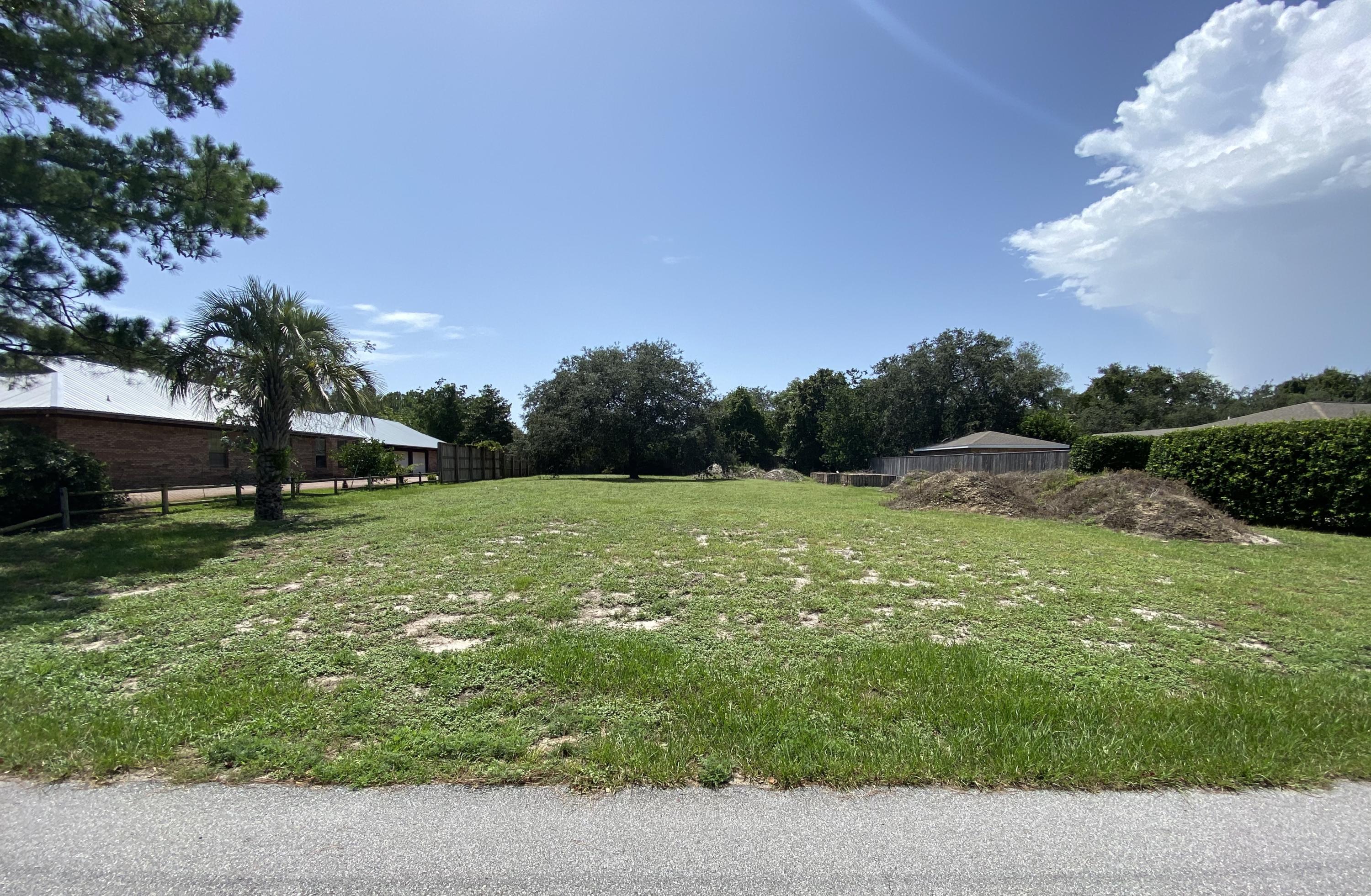 SANDESTIN ESTATES - Land