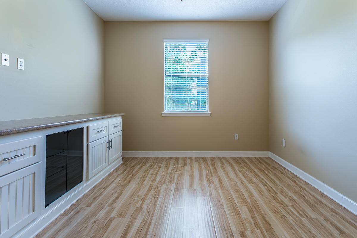 ESCADA - Residential Lease