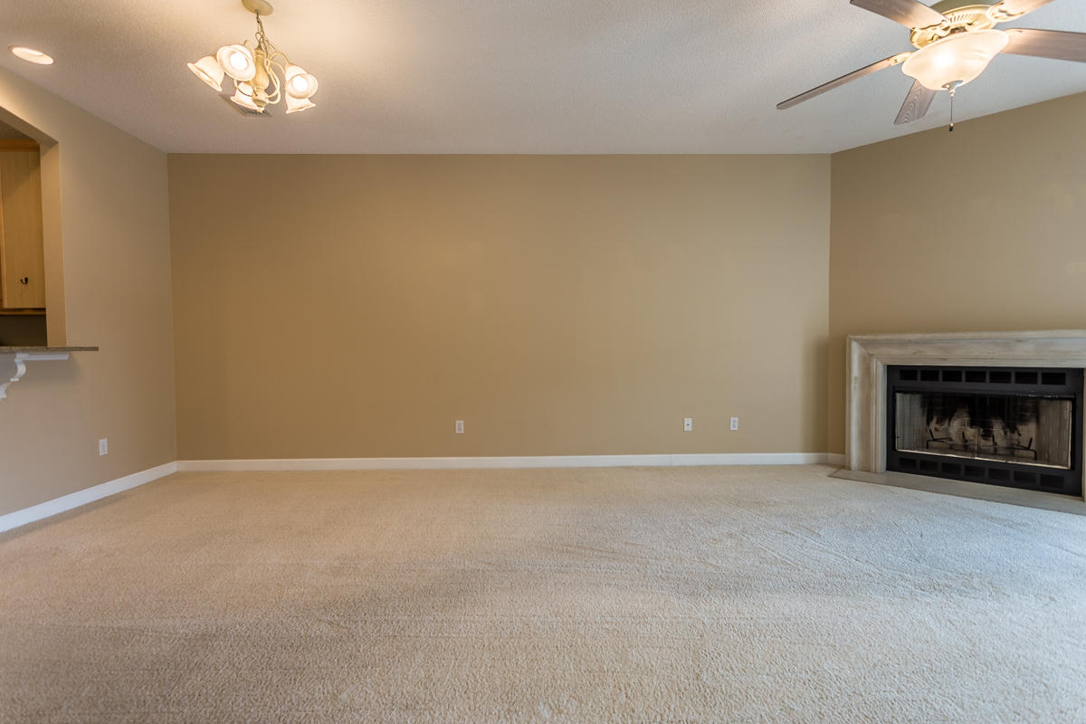 ESCADA - Residential Lease