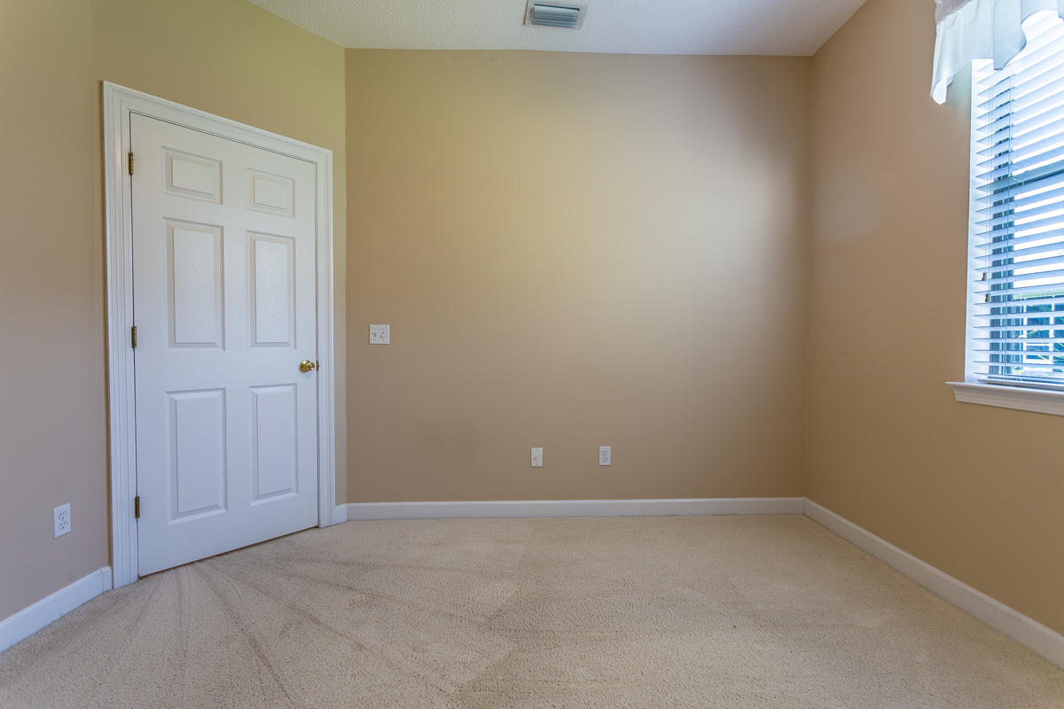 ESCADA - Residential Lease