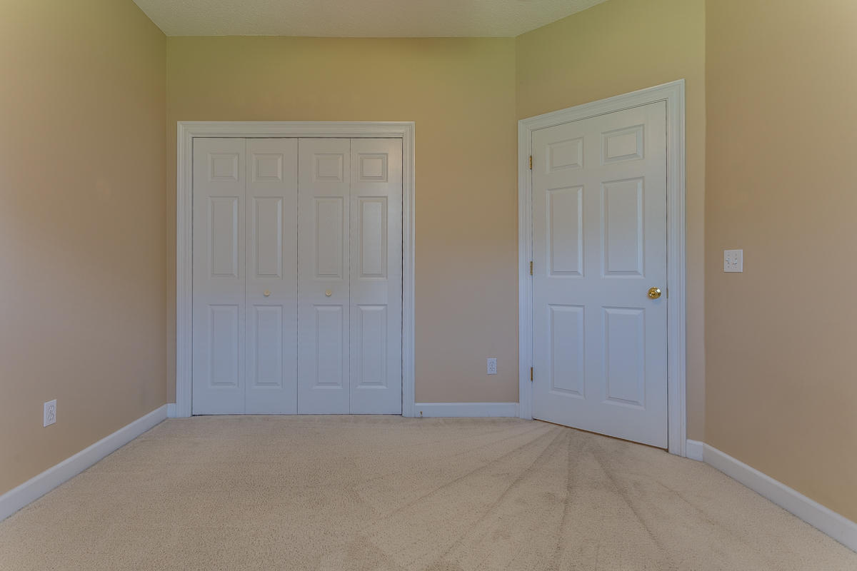 ESCADA - Residential Lease