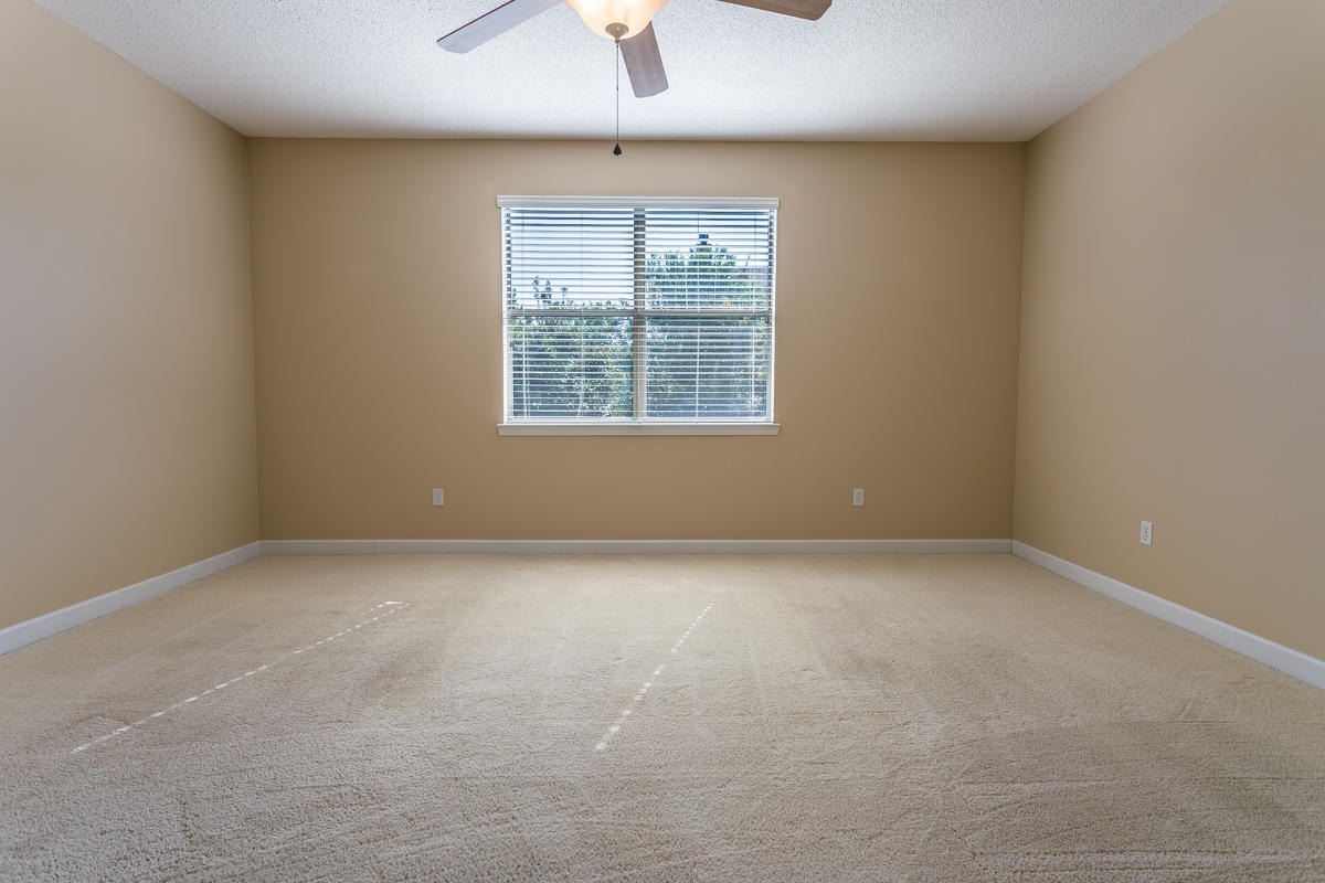 ESCADA - Residential Lease