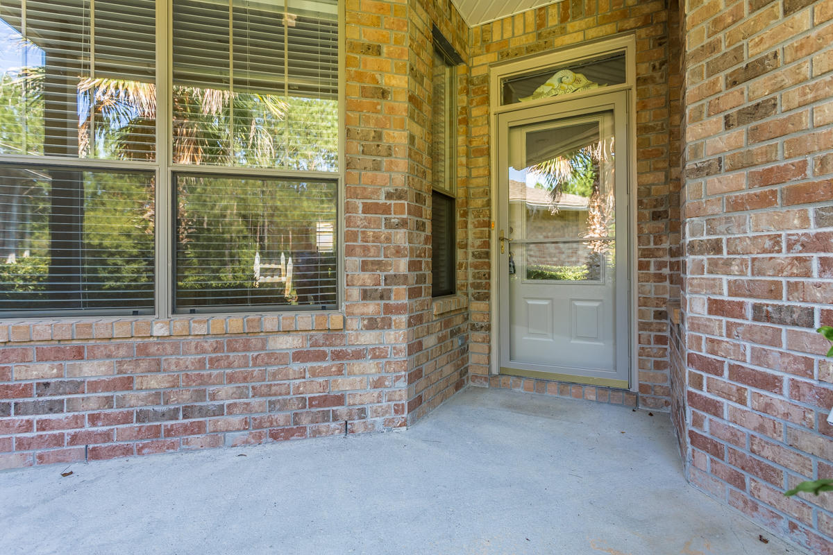 ESCADA - Residential Lease