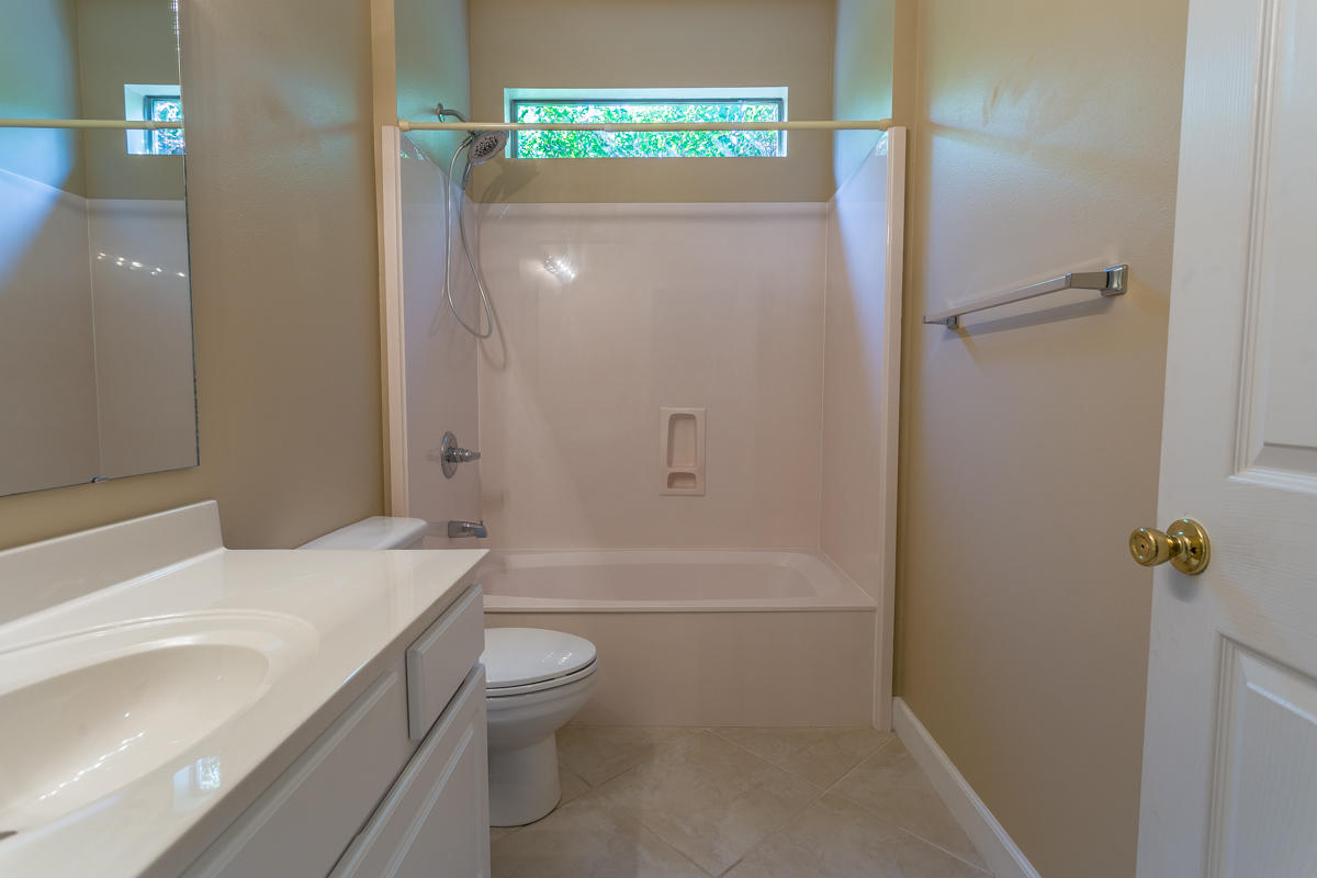 ESCADA - Residential Lease