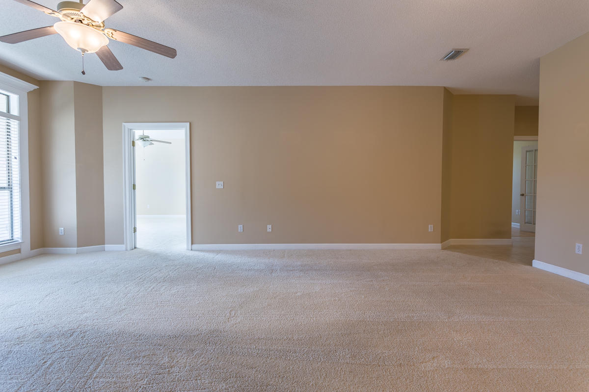 ESCADA - Residential Lease