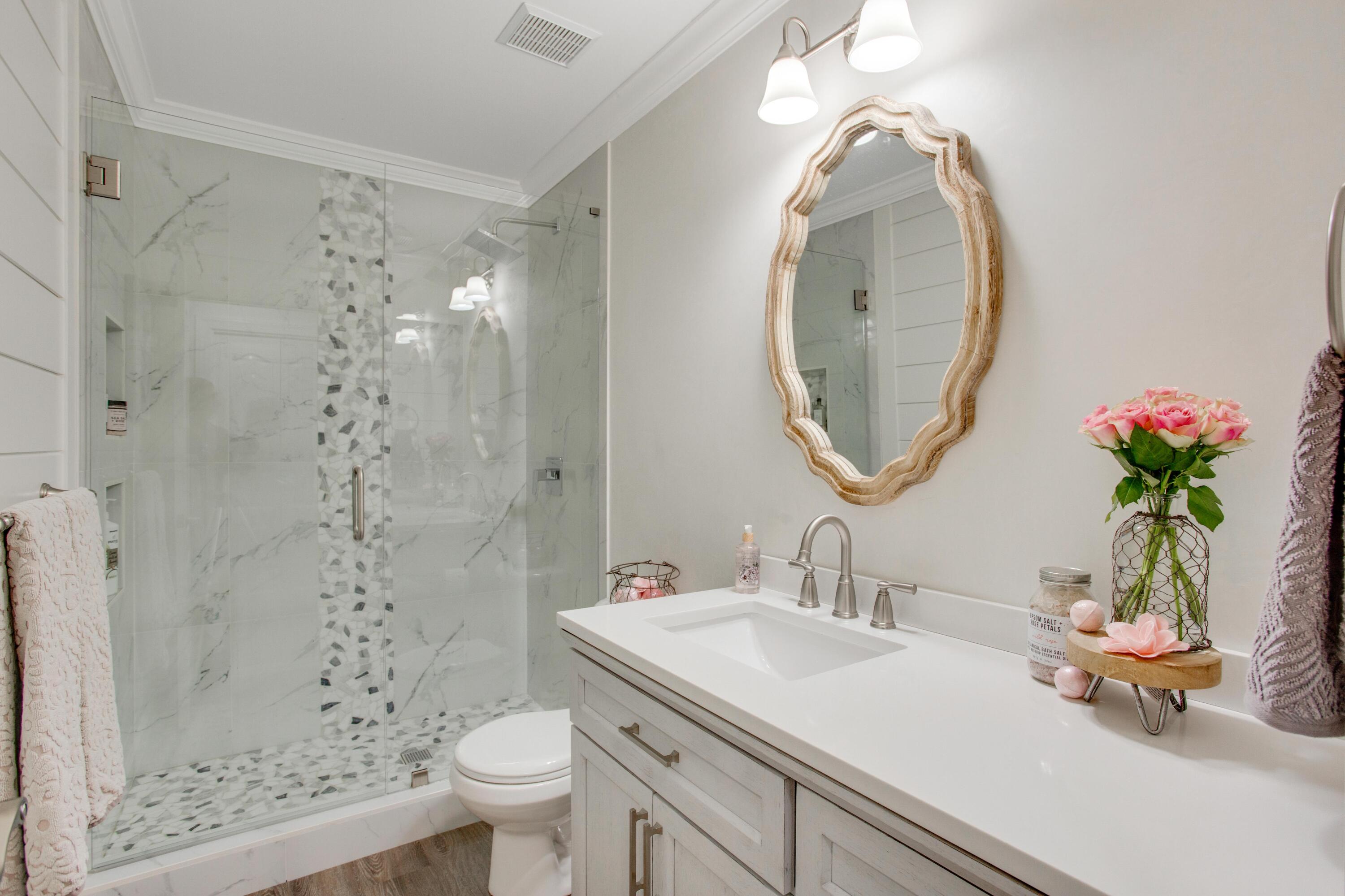 TWIN LAKES TOWNHOMES PH 2 - Residential