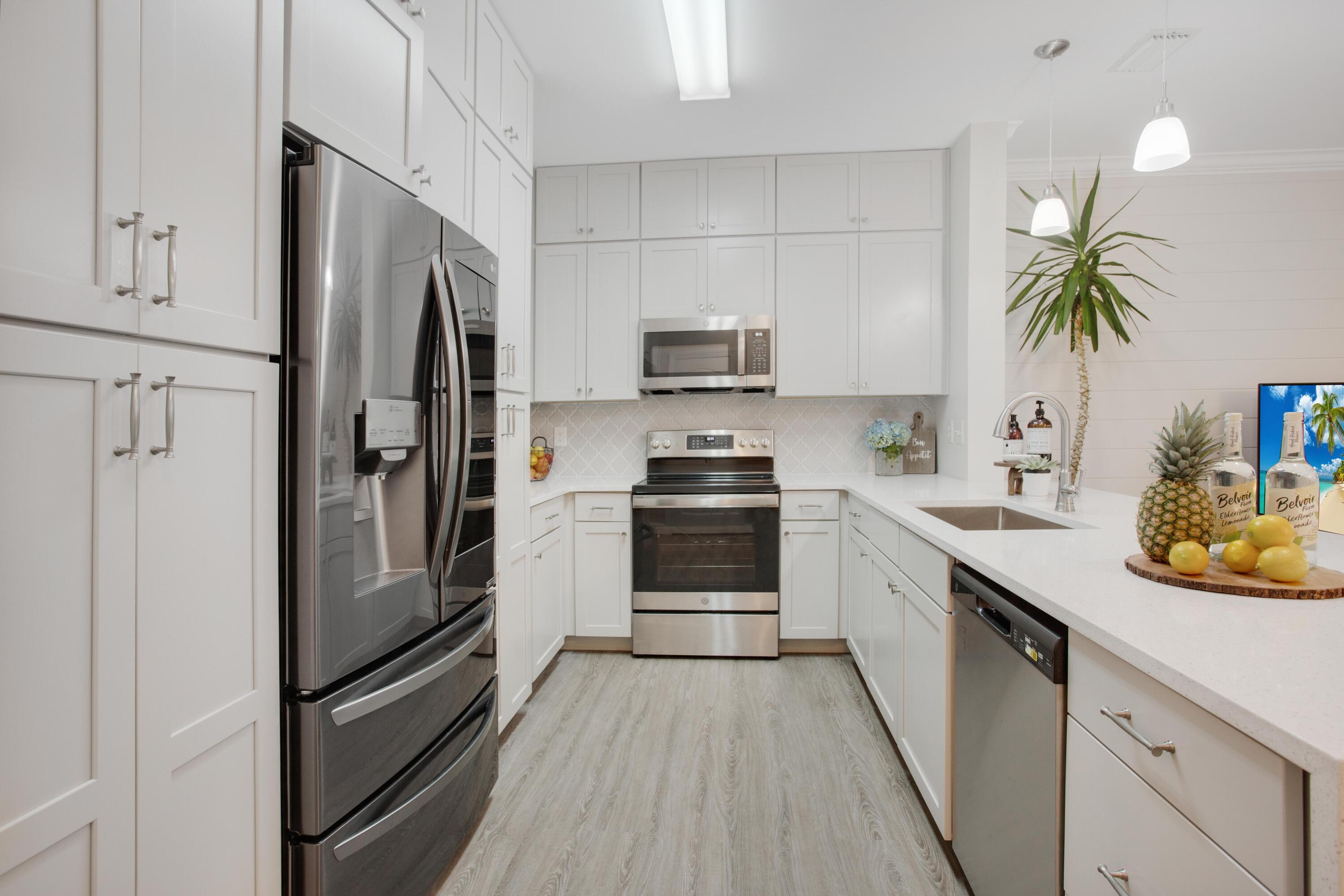 TWIN LAKES TOWNHOMES PH 2 - Residential