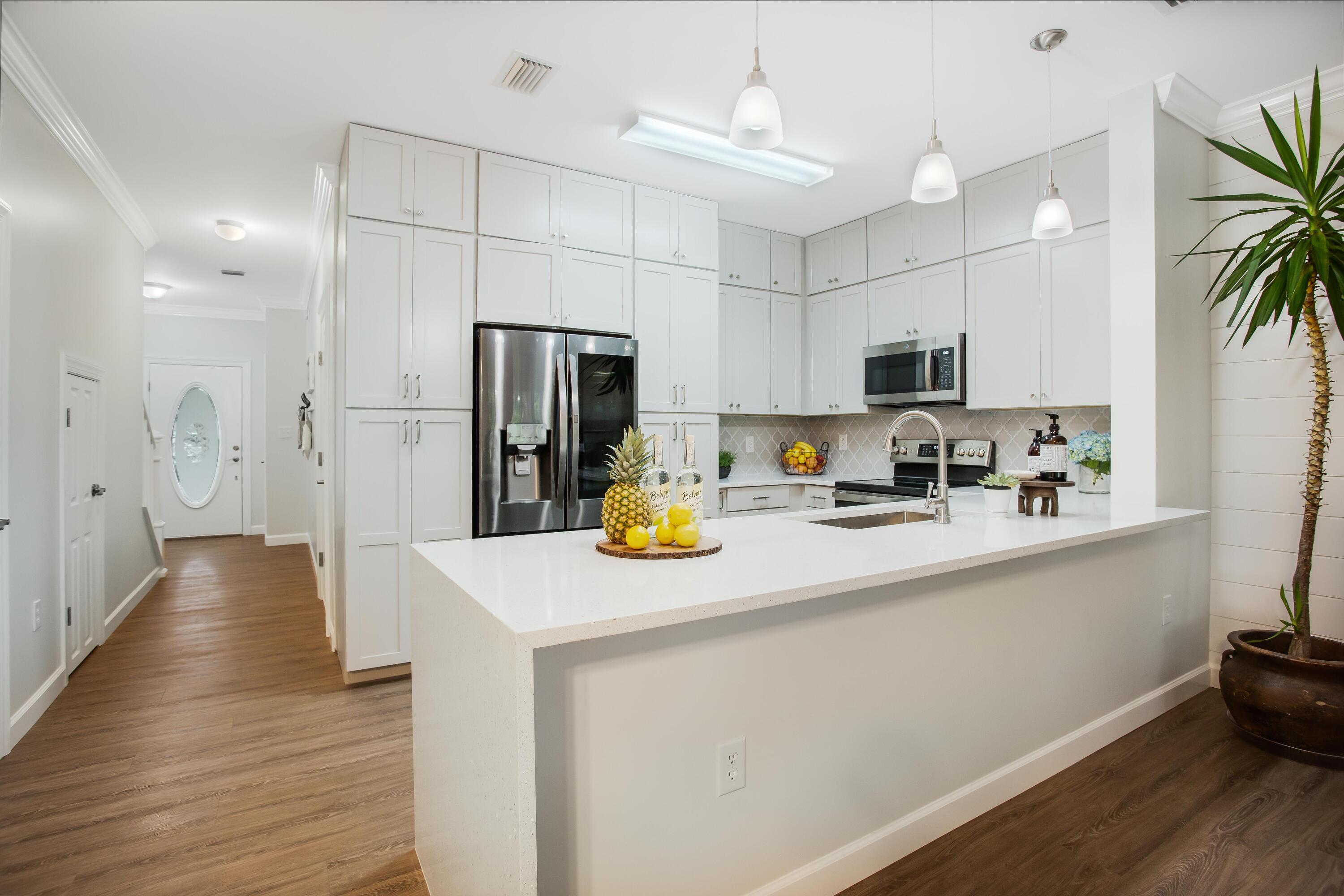 TWIN LAKES TOWNHOMES PH 2 - Residential