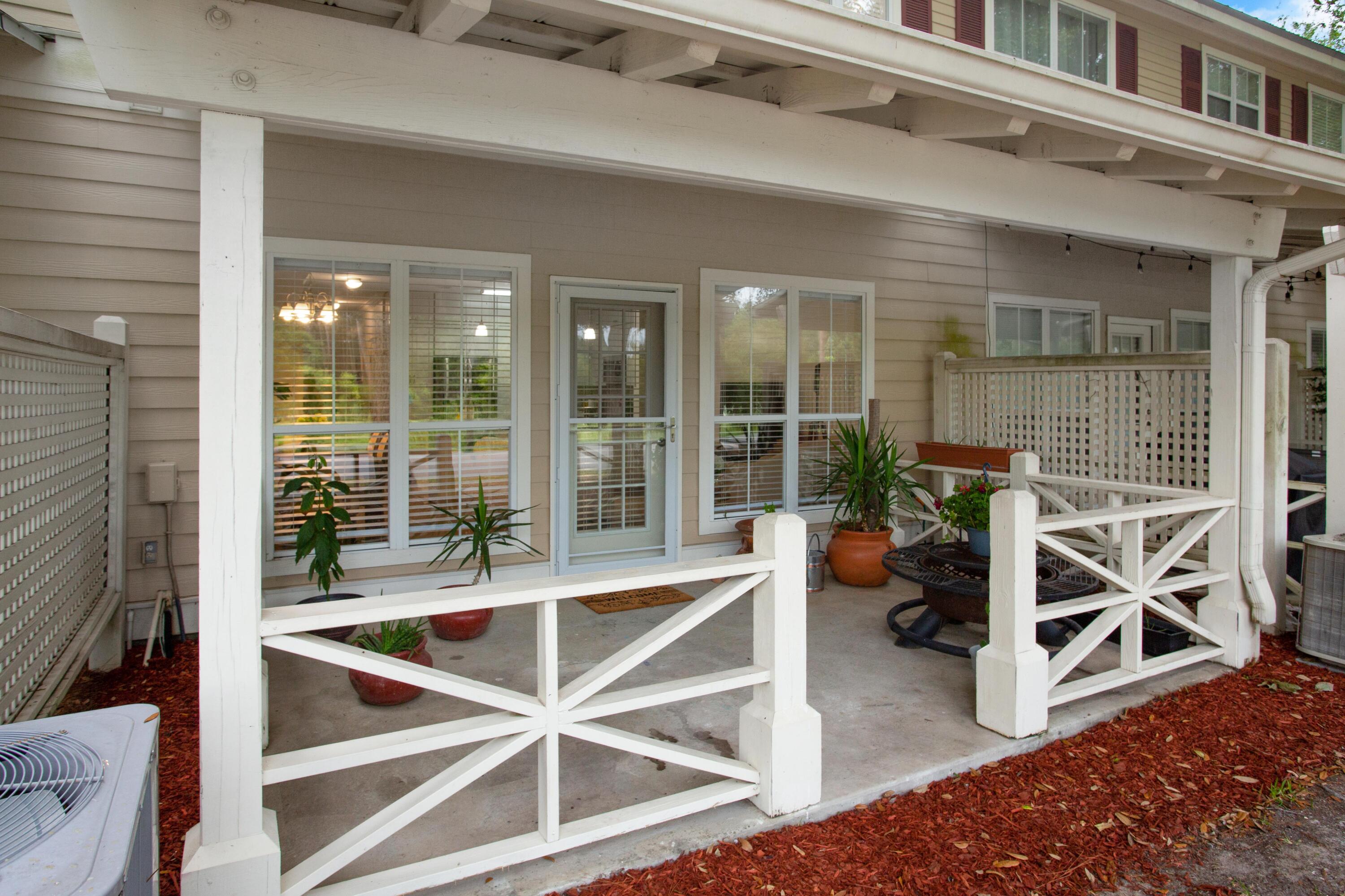 TWIN LAKES TOWNHOMES PH 2 - Residential