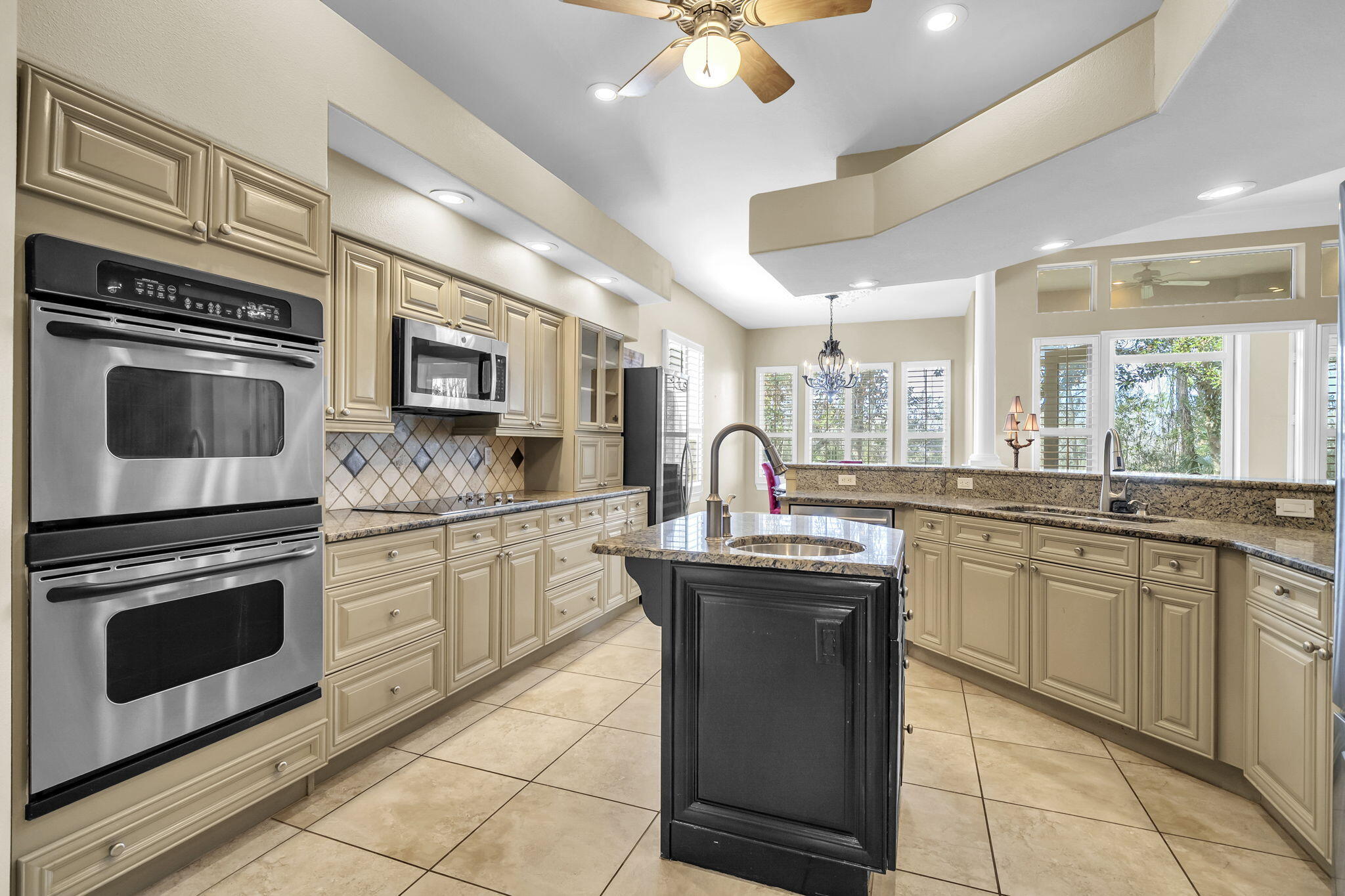 REGATTA BAY PATIO HOMES - Residential