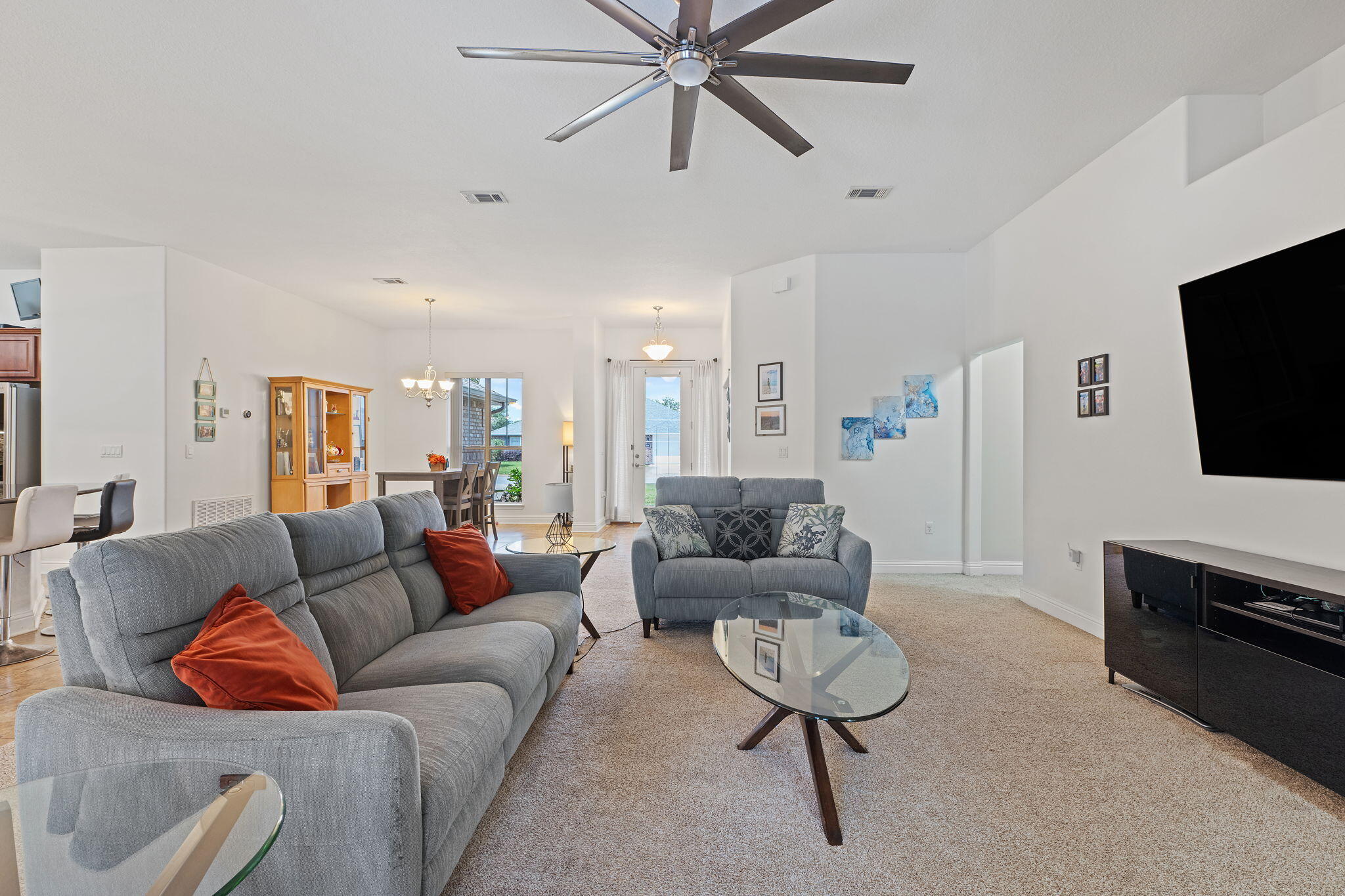 THE MEADOWS - Residential