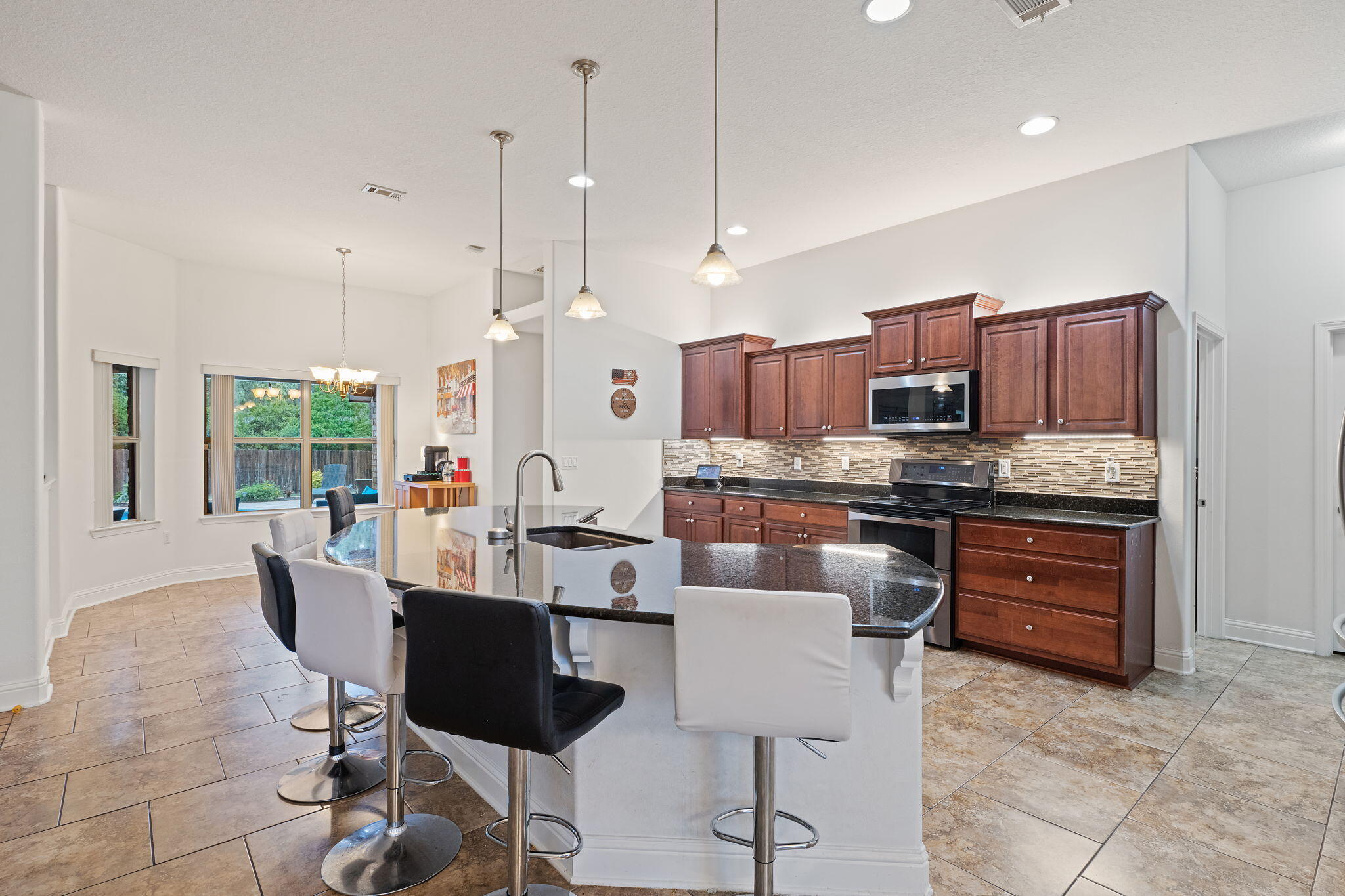 THE MEADOWS - Residential