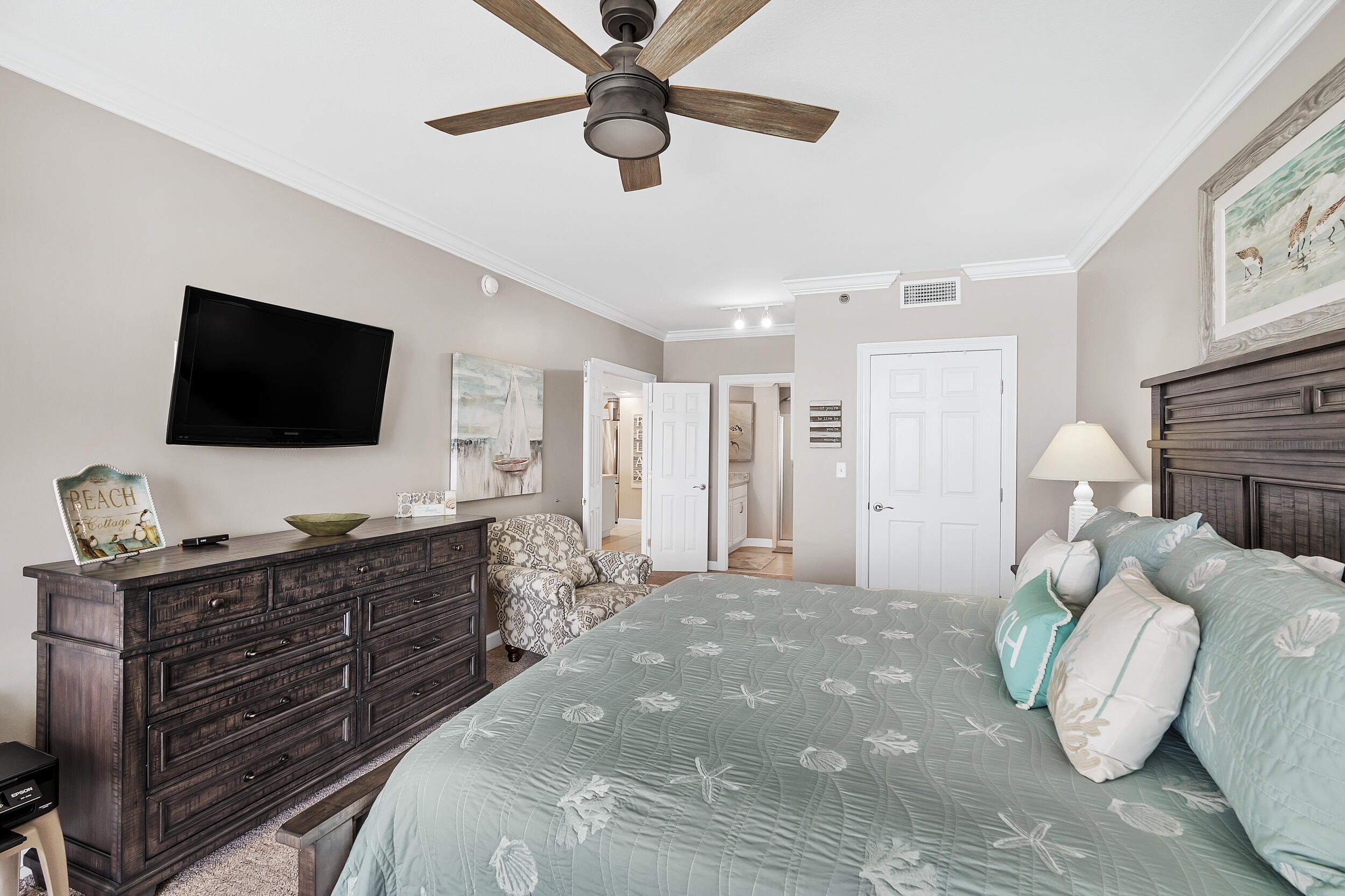 STERLING SHORES - Residential