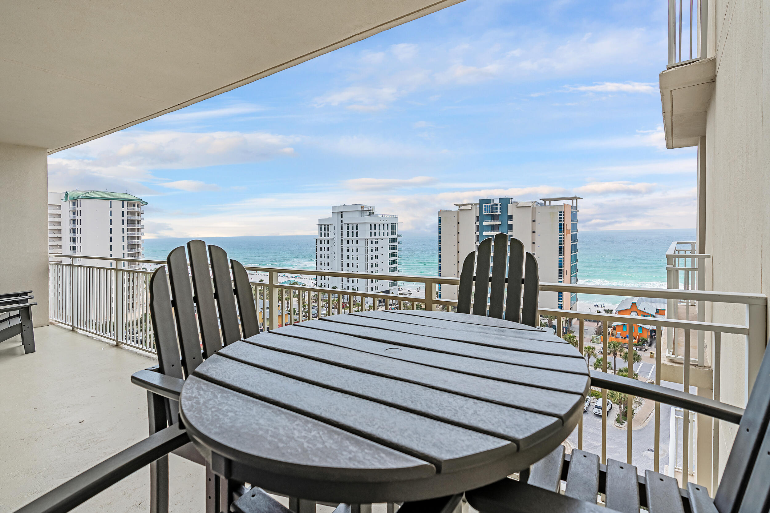 STERLING SHORES - Residential