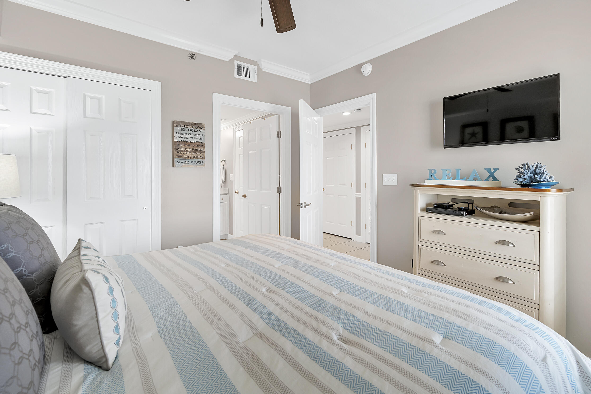 STERLING SHORES - Residential