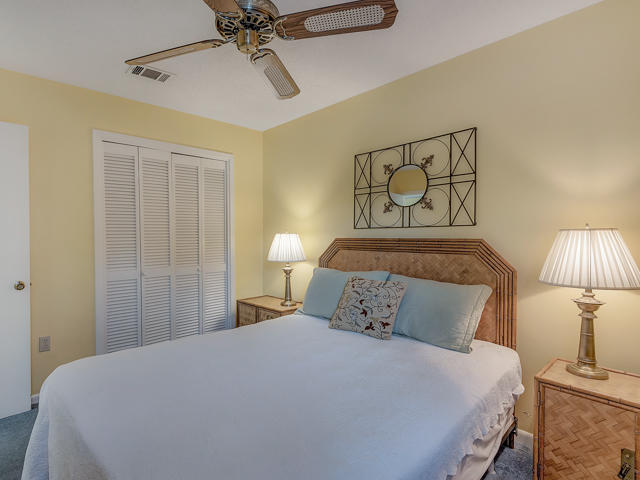 BEACHWOOD VILLAS CONDO - Residential