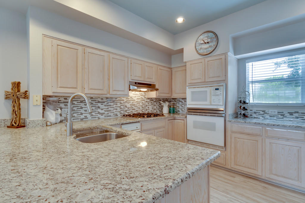 HIDDEN DUNES BEACH VILLAS - Residential