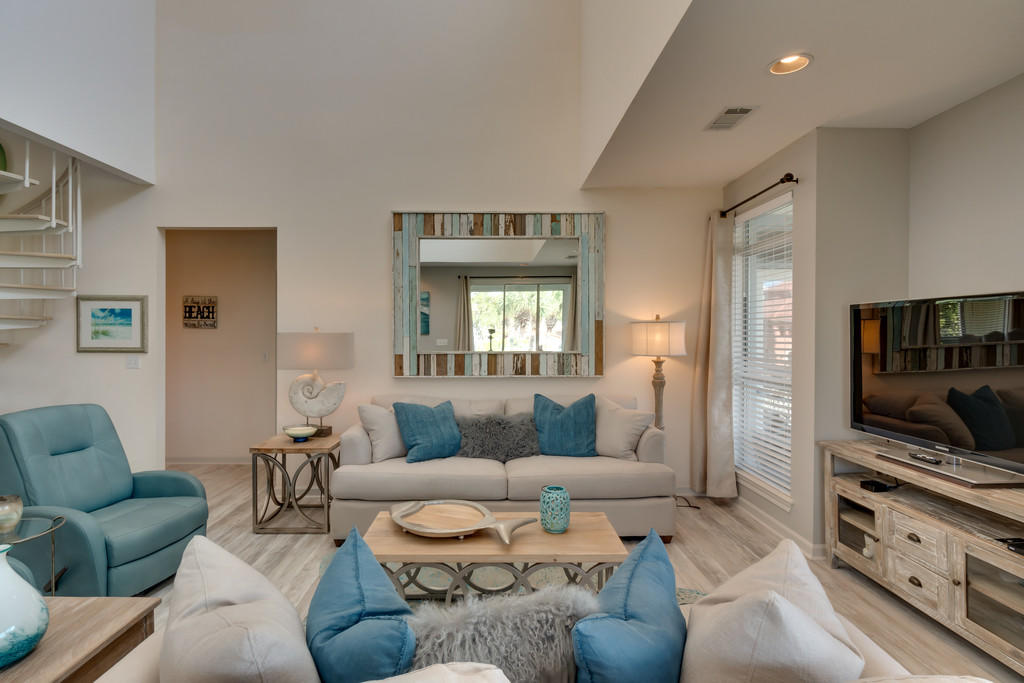 HIDDEN DUNES BEACH VILLAS - Residential